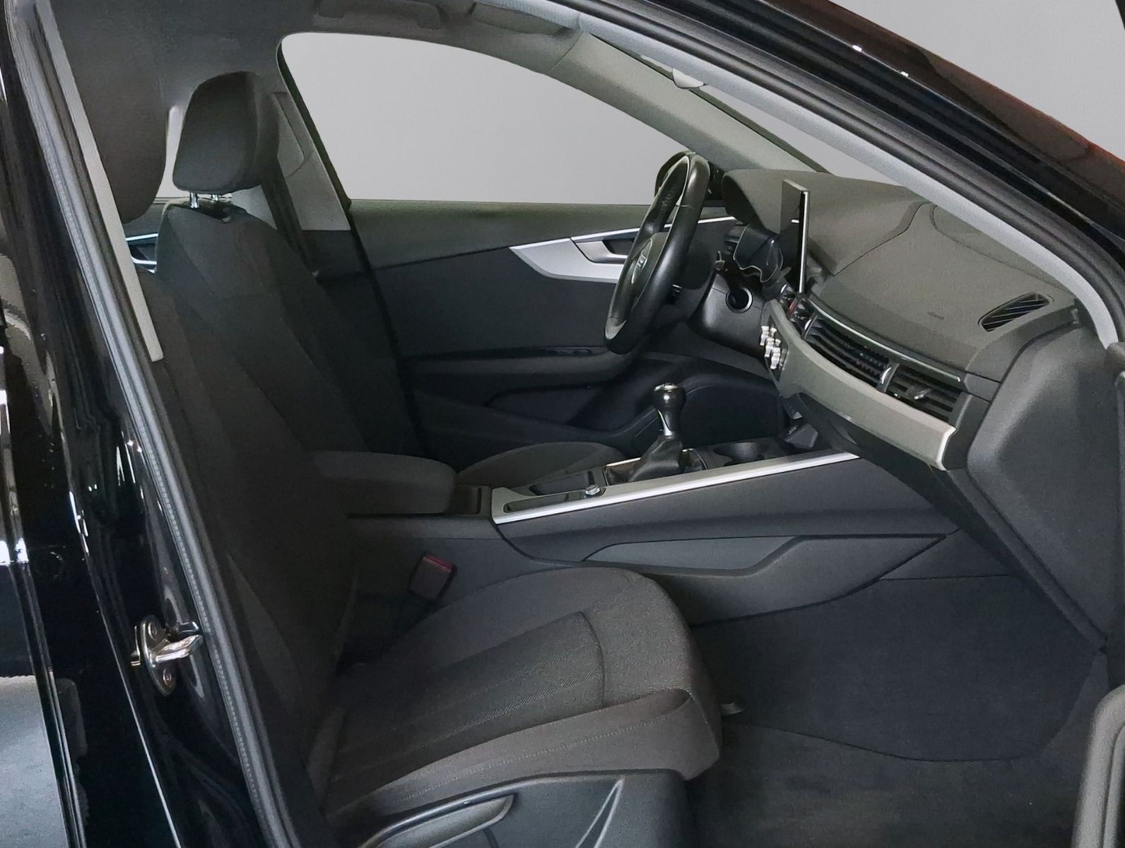 Audi A4 Avant 35 TFSI,1.Hand,Navi,LED,Tempo,AHK foto 9