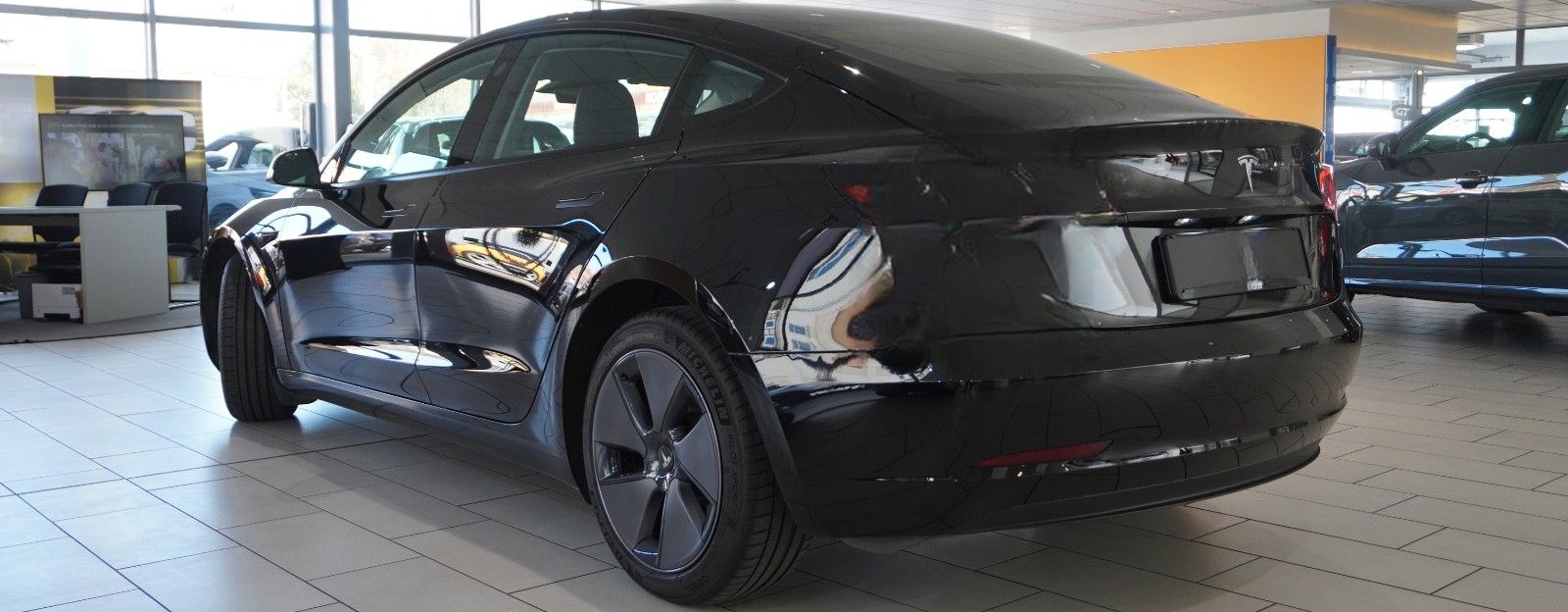 Tesla Model 3 Standard Range NAVI/KAMERA/AMD/WÄRMEPUMP foto 13