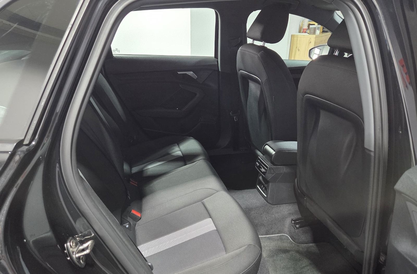 Audi A3 Sportback 35 TDI S tronic*LED*NAVI*VIRTUAL foto 11