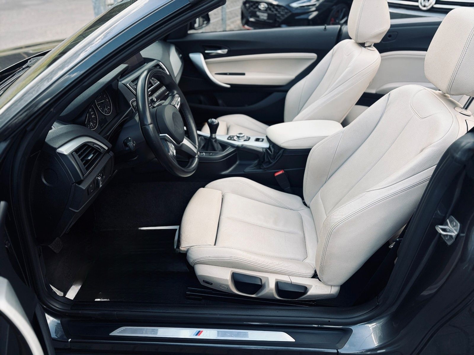 BMW 220i Cabrio M Sport+Leder+Navi+SHZ+Xenon+HiFi foto 18