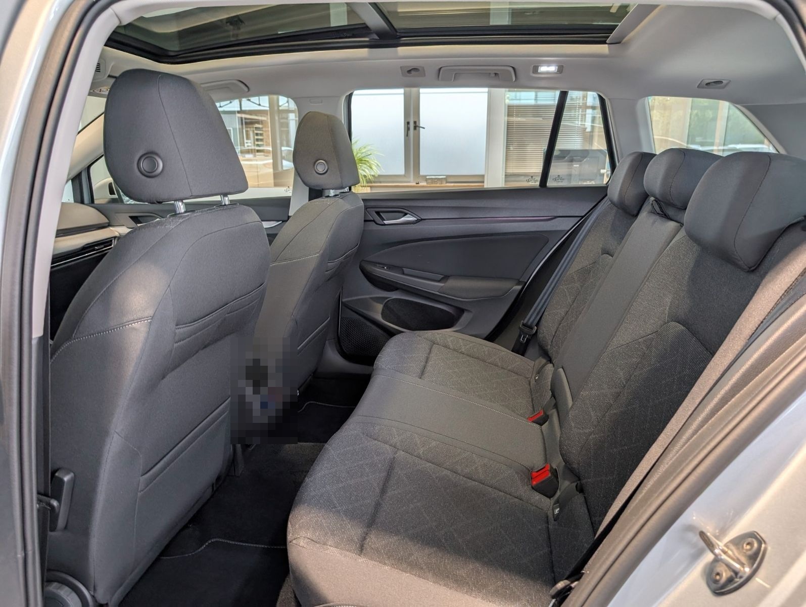 Volkswagen Golf VIII 2.0TDi DSG*Panorama*AHK*Matrix*HUD*KAM foto 9