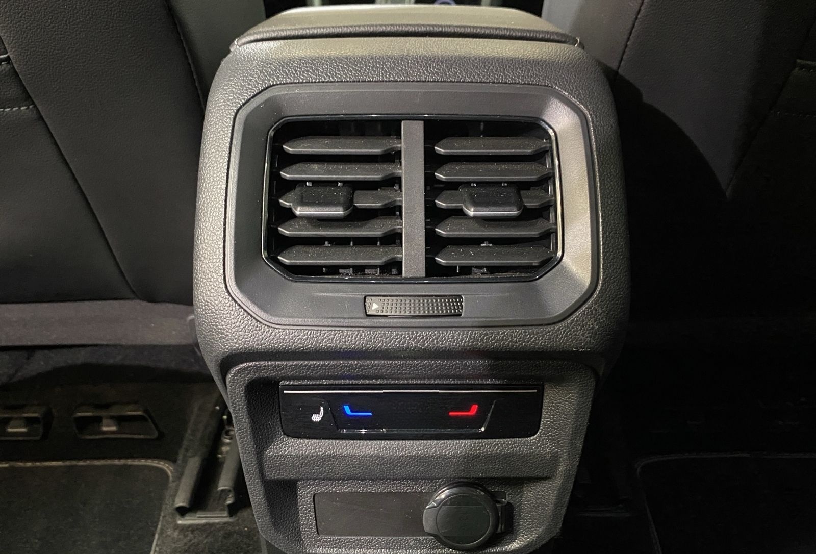 Volkswagen Tiguan 2.0 TSI 4Motion DSG R-Line "Black Style" foto 11