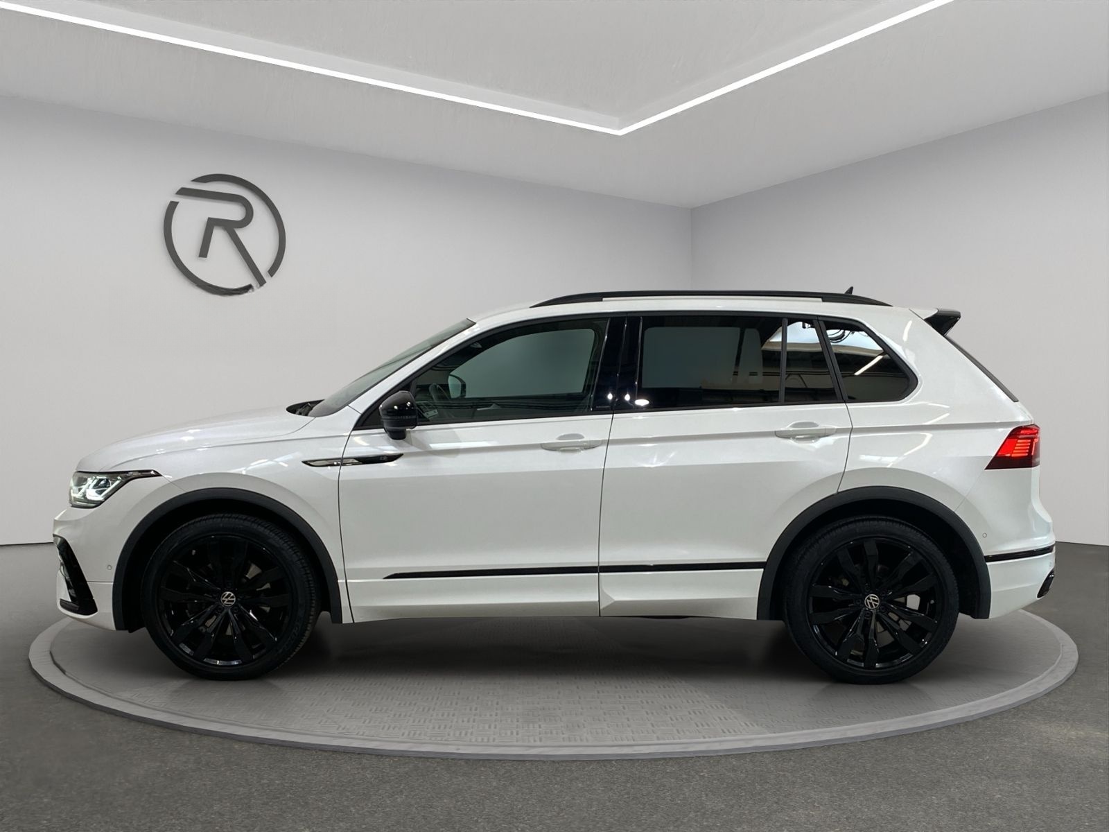 Volkswagen Tiguan 2.0 TSI 4Motion DSG R-Line "Black Style" foto 17