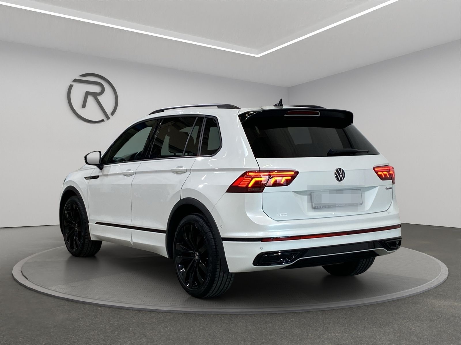 Volkswagen Tiguan 2.0 TSI 4Motion DSG R-Line "Black Style" foto 3