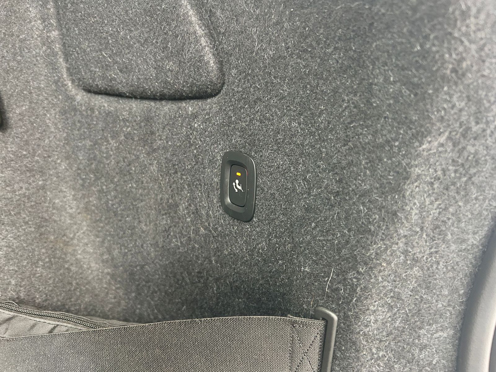 Volvo XC40 Momentum Pro AWD|1.HD|AHK|PANO|KAMERA|SPUR foto 14