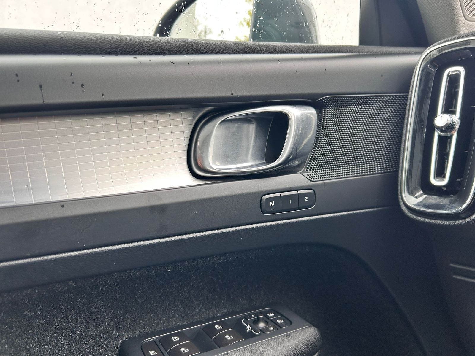 Volvo XC40 Momentum Pro AWD|1.HD|AHK|PANO|KAMERA|SPUR foto 22