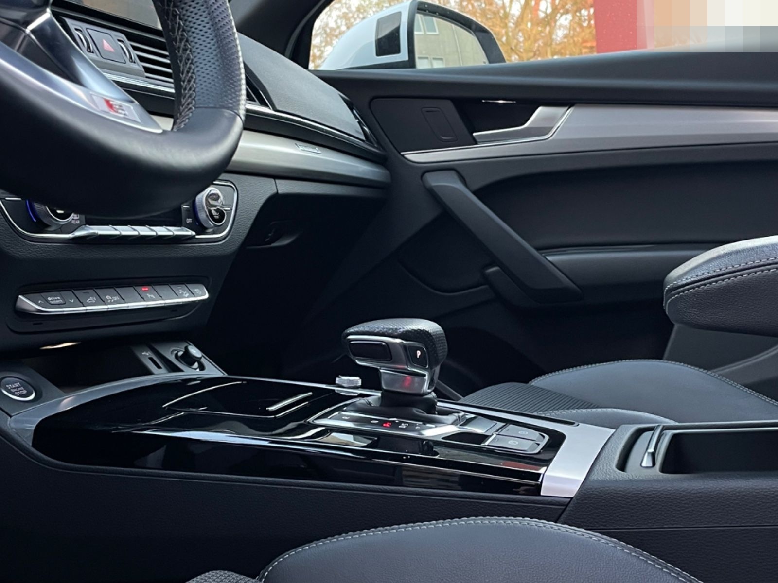 Audi Q5 Sportback 50 TFSI e quattro S line foto 11