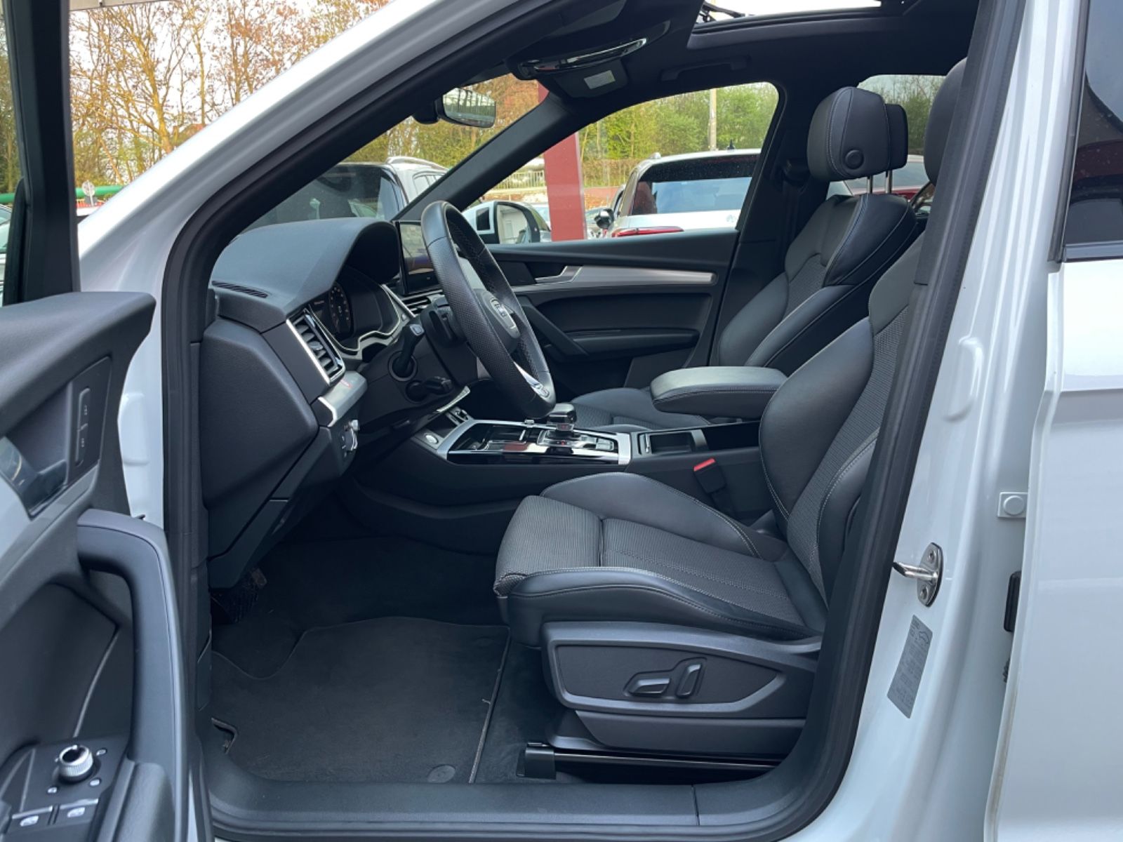 Audi Q5 Sportback 50 TFSI e quattro S line foto 12