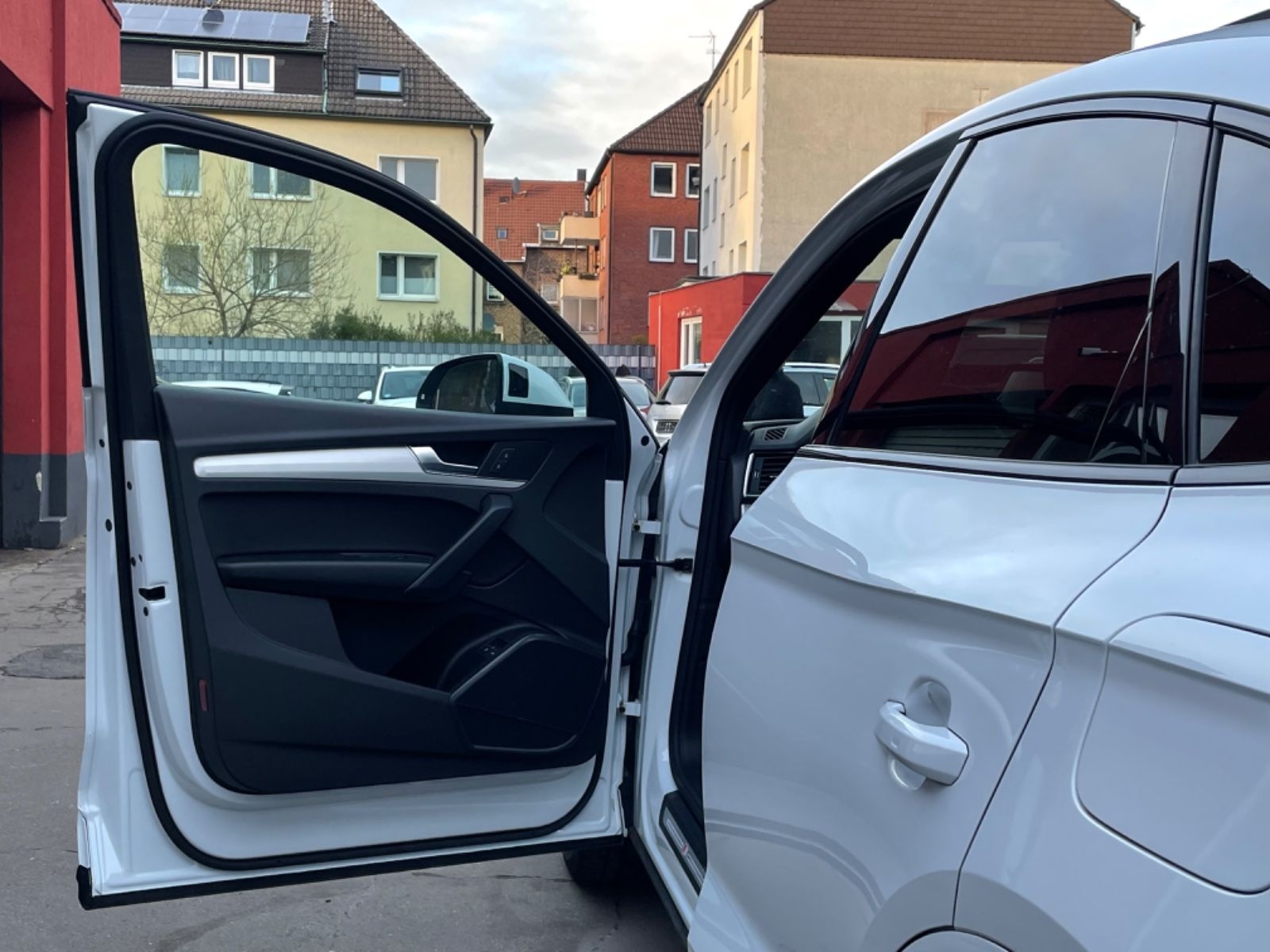 Audi Q5 Sportback 50 TFSI e quattro S line foto 8