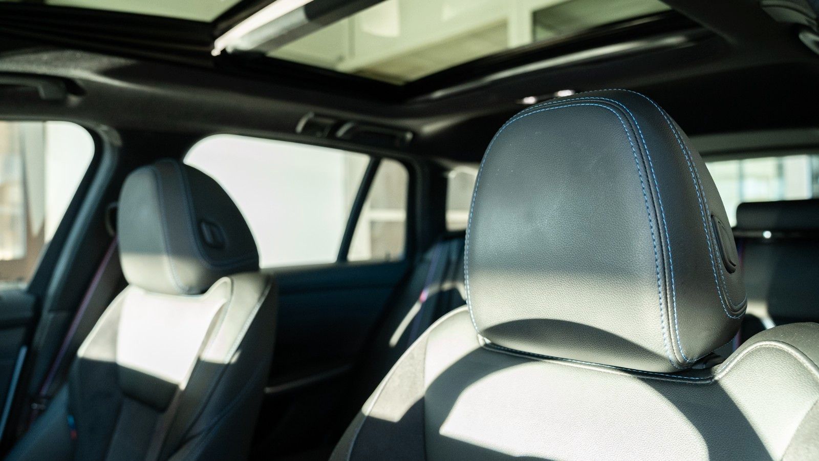 BMW 330d xDrive M Sport 360°Kam PanoDa schwAHK uvm. foto 18