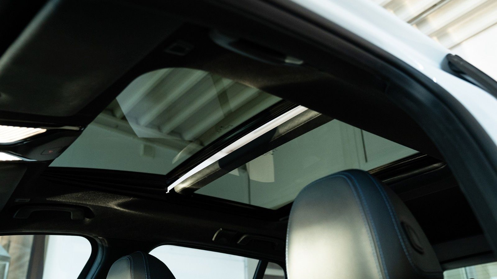 BMW 330d xDrive M Sport 360°Kam PanoDa schwAHK uvm. foto 19