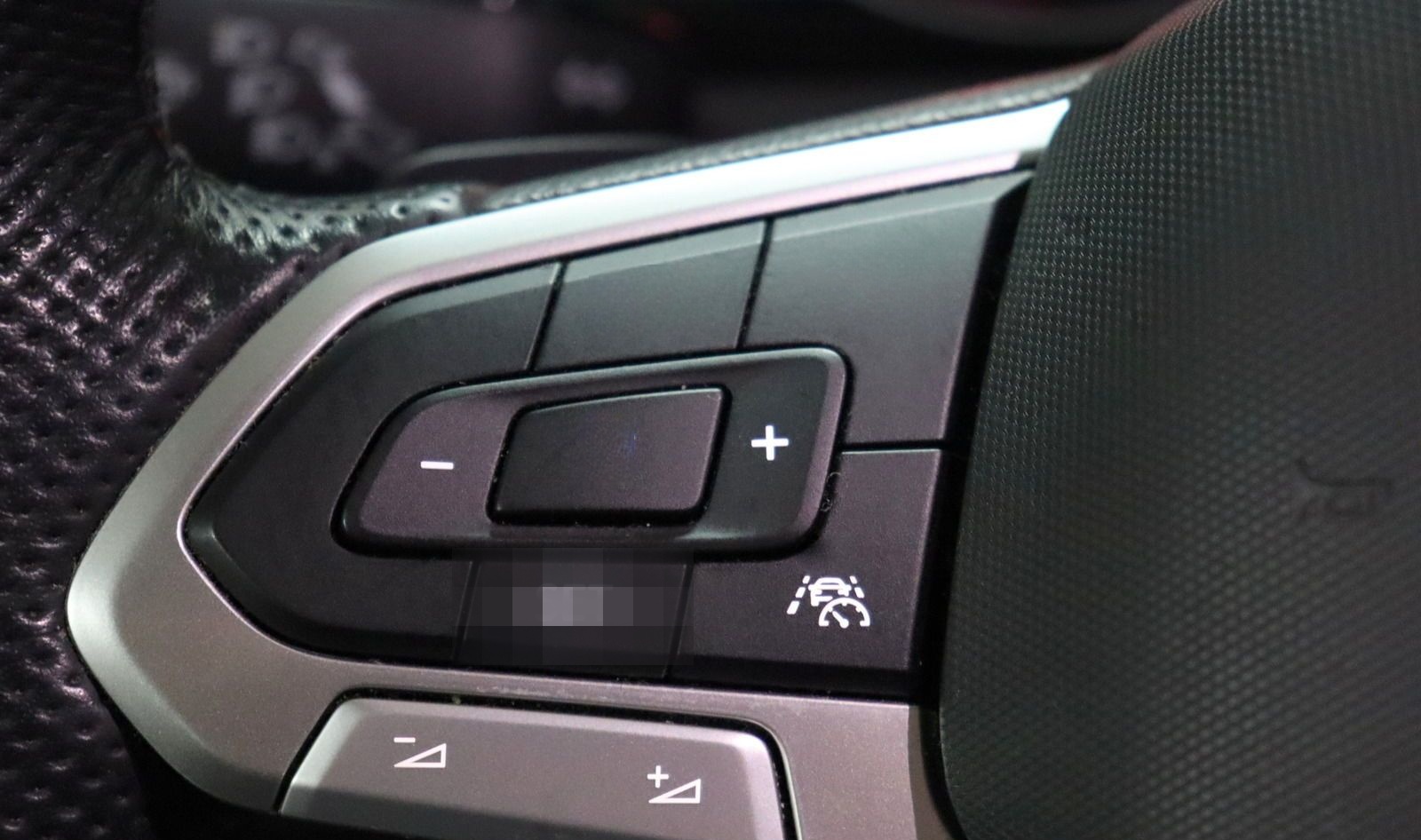 Volkswagen Passat Variant GTE eHybrid STHZG CAM AHK LED KEY foto 8