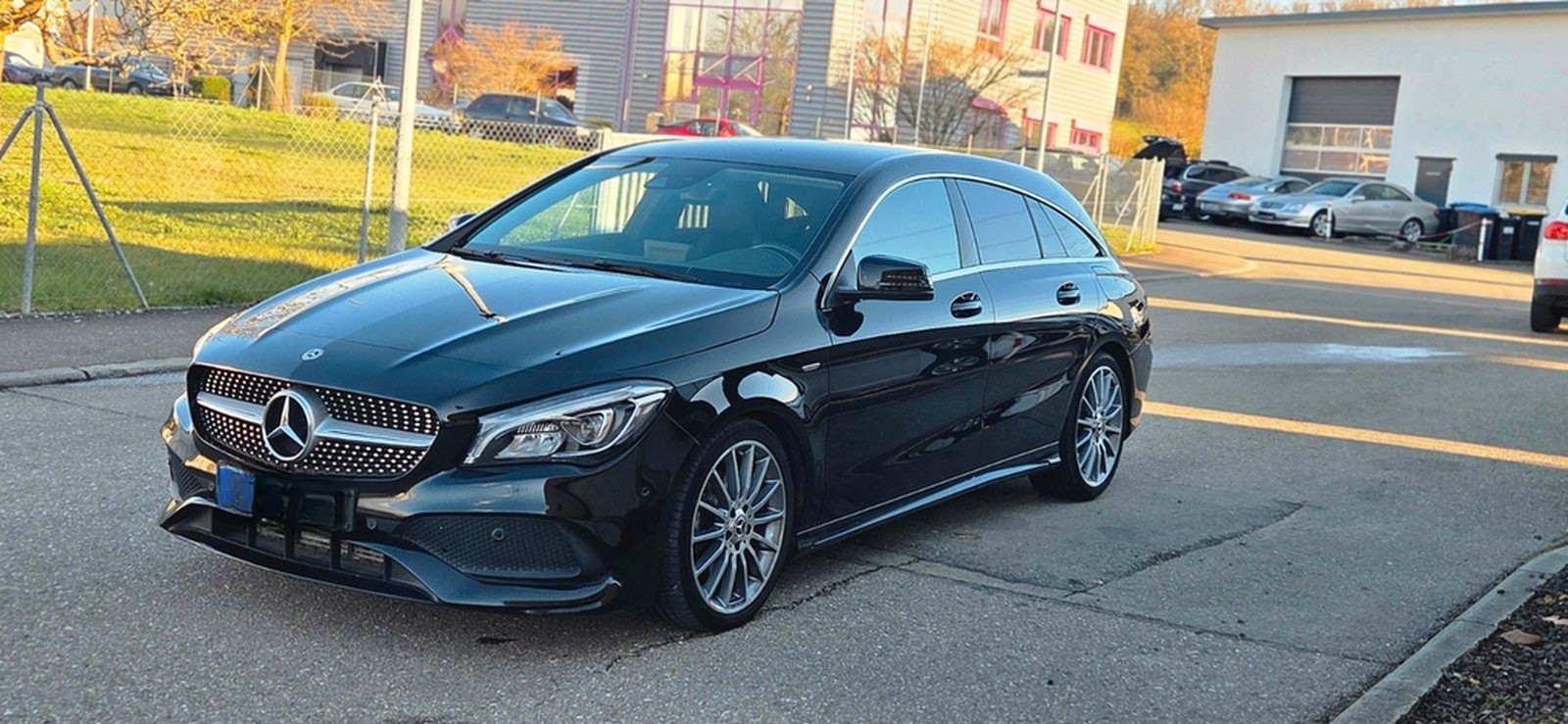 Mercedes-Benz CLA Shooting Brake AMG 994180 UrbanStyle Edition foto 5