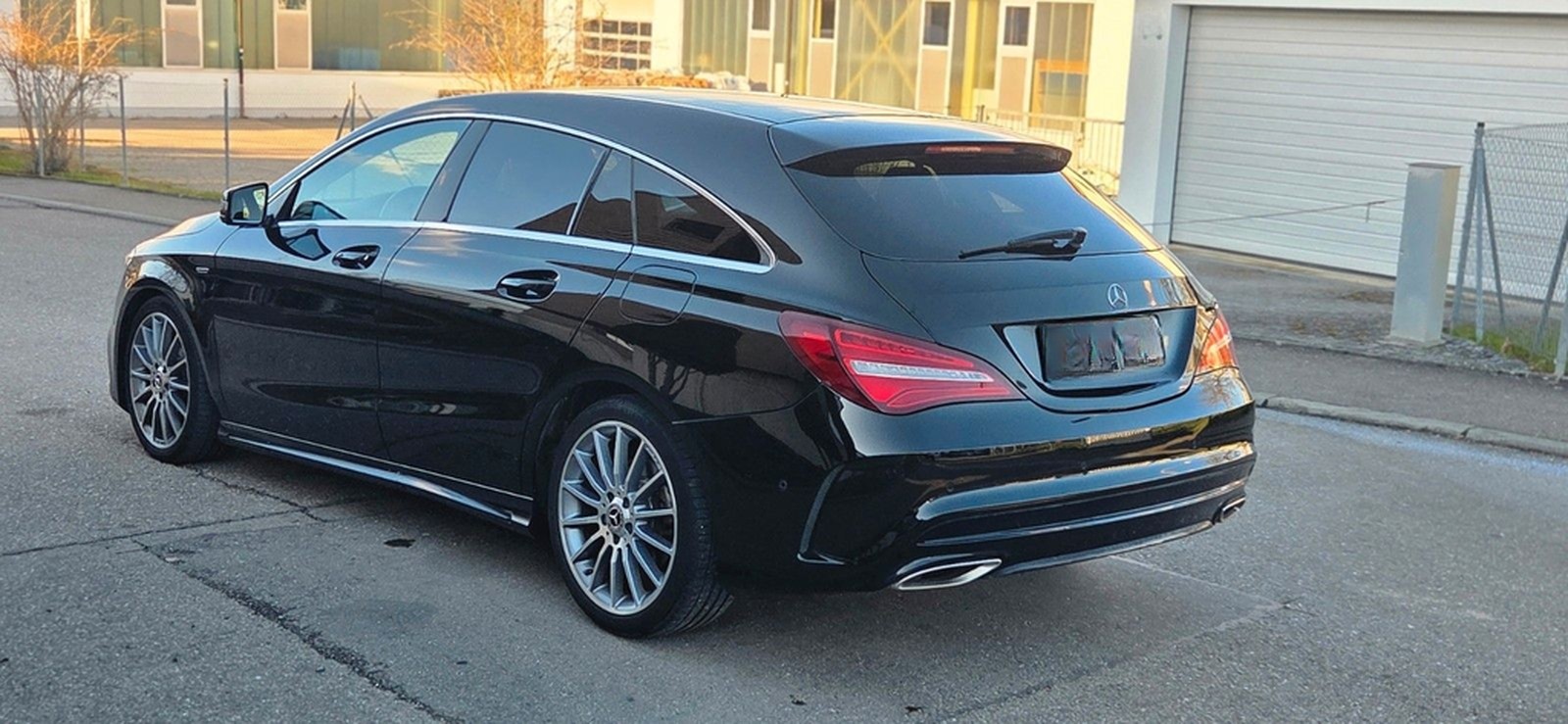 Mercedes-Benz CLA Shooting Brake AMG 994180 UrbanStyle Edition foto 6