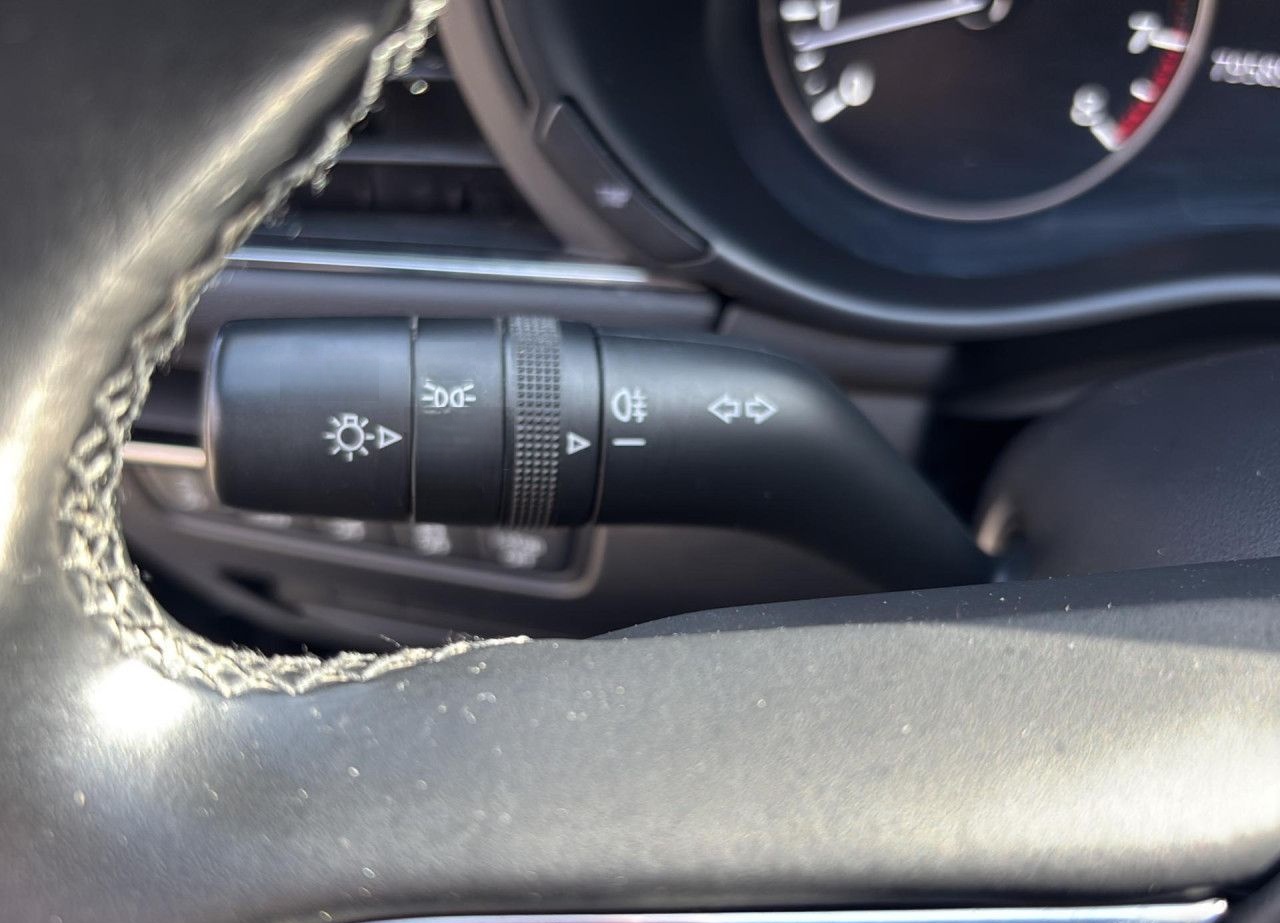 Mazda 3 Homura Bluetooth Head Up Display Navi LED foto 17