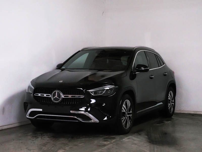 Mercedes-Benz GLA 220 d 4M Progressive Pano AHK Distronic 360 foto 2