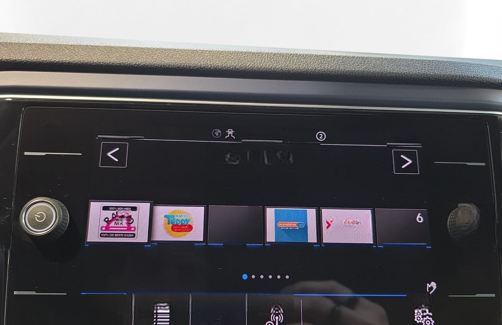 Volkswagen T-Roc 1.5 TSI UNITED NAVI SHZ CLIMATRONIC DIGI.C foto 13