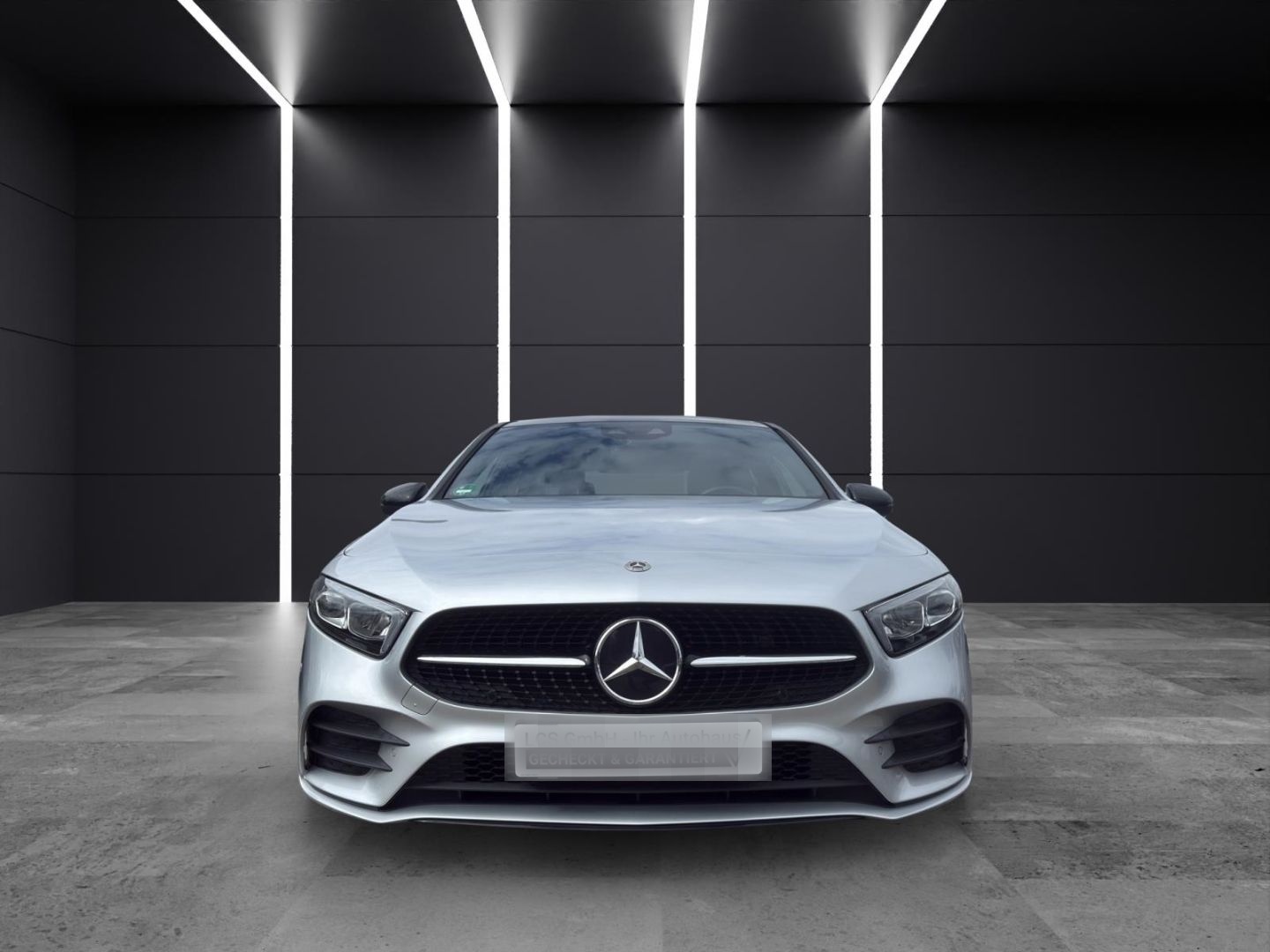 Mercedes-Benz A 180 AMG Line Edition Panodach Navi Digitales C foto 2