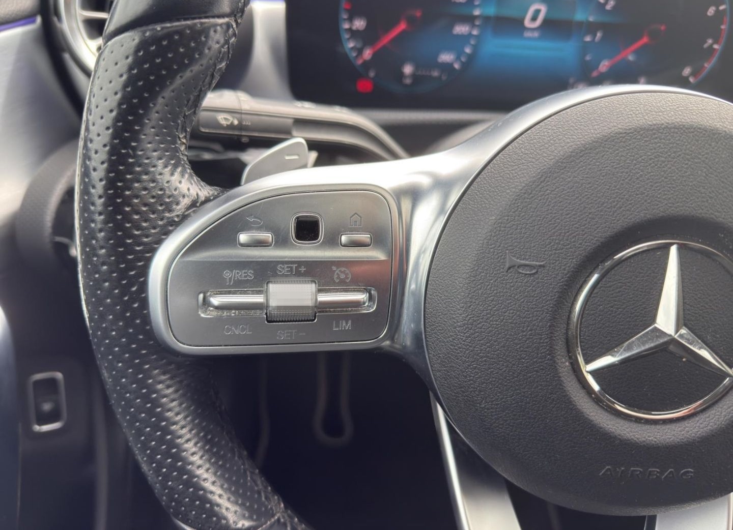 Mercedes-Benz A 180 AMG Line Edition Panodach Navi Digitales C foto 14