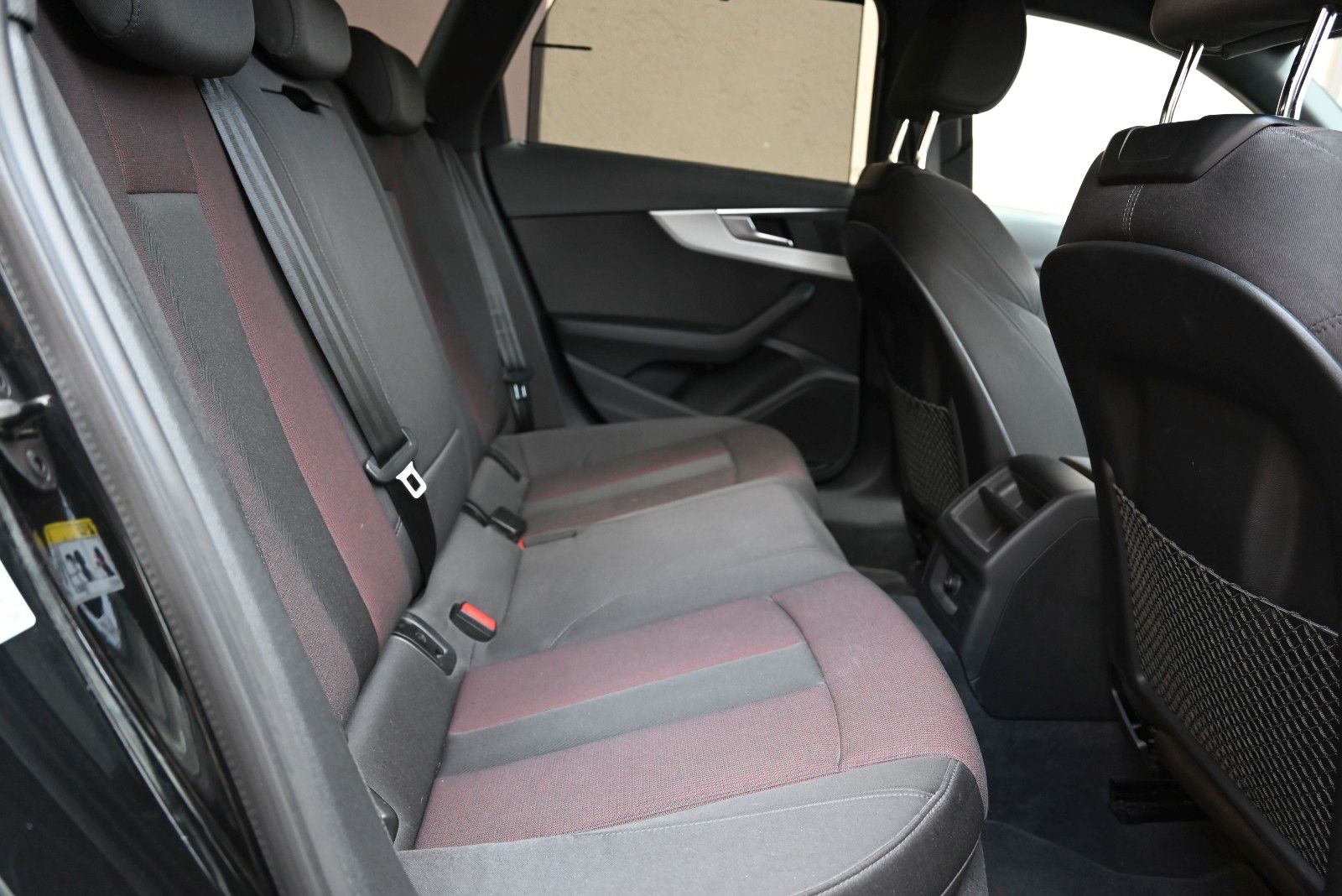 Audi A4 Avant 35 TDI advanced/AHK/ Standheizung foto 7