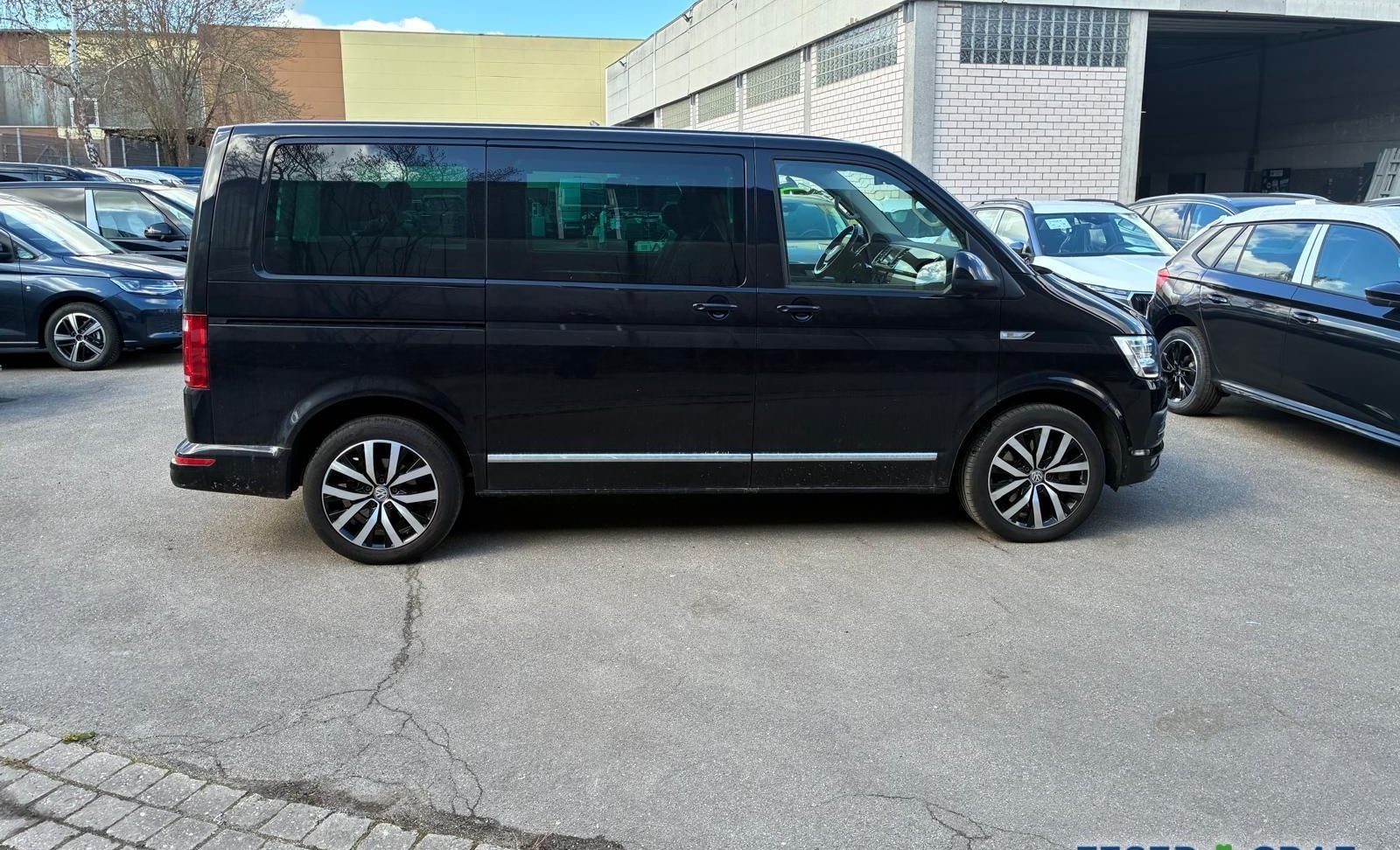Volkswagen T6 Multivan Generation Six 2.0 TDI DSG Navi AHK foto 3