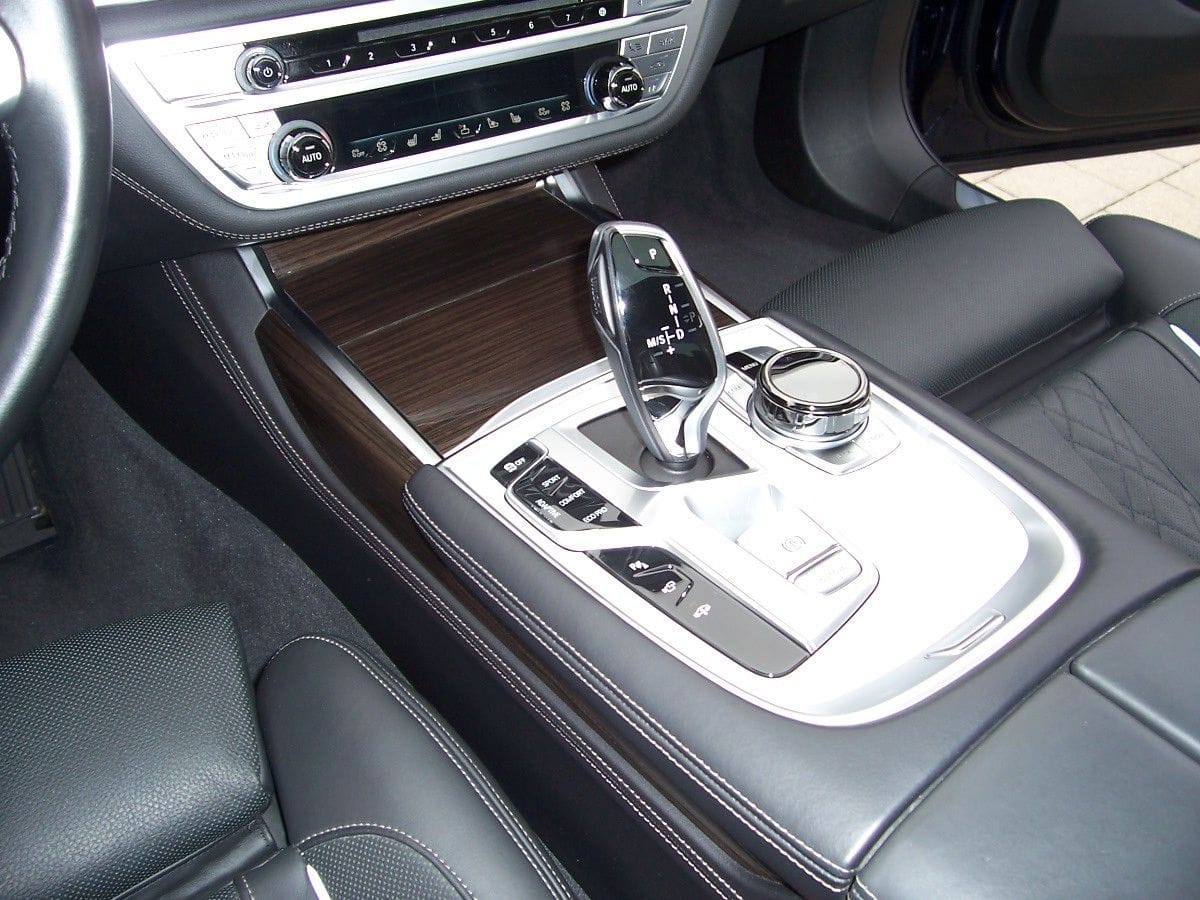 BMW 750i xDrive B&W Night EGSD F-Parken Laser I.Hand foto 12