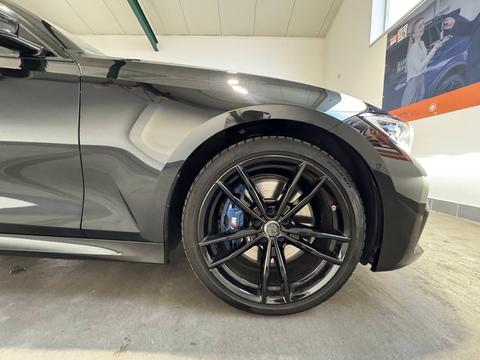 BMW 330 d xDrive M Sport LEDER+NAVI+KAMERA+HARMANCAR foto 24