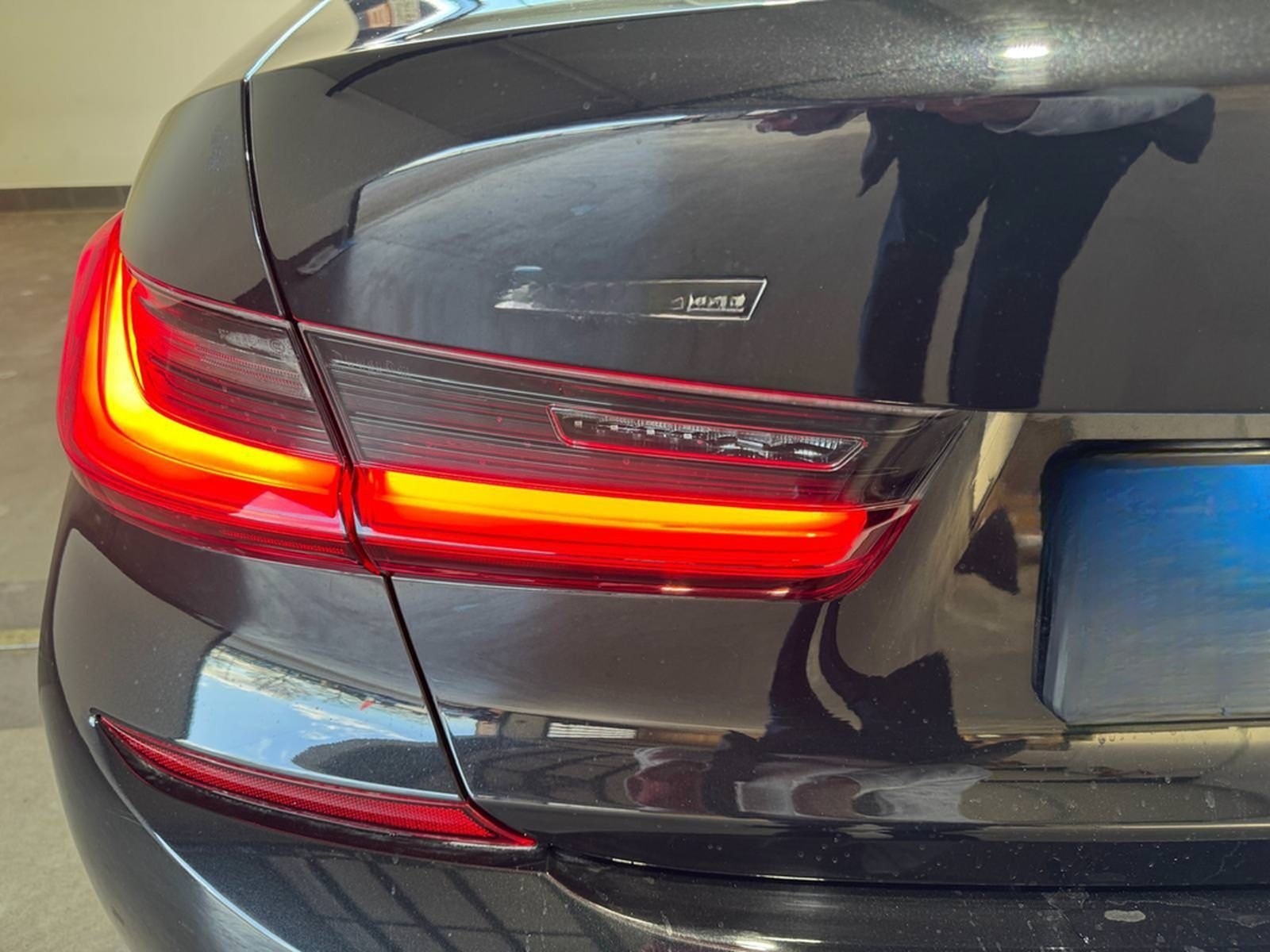 BMW 330 d xDrive M Sport LEDER+NAVI+KAMERA+HARMANCAR foto 28