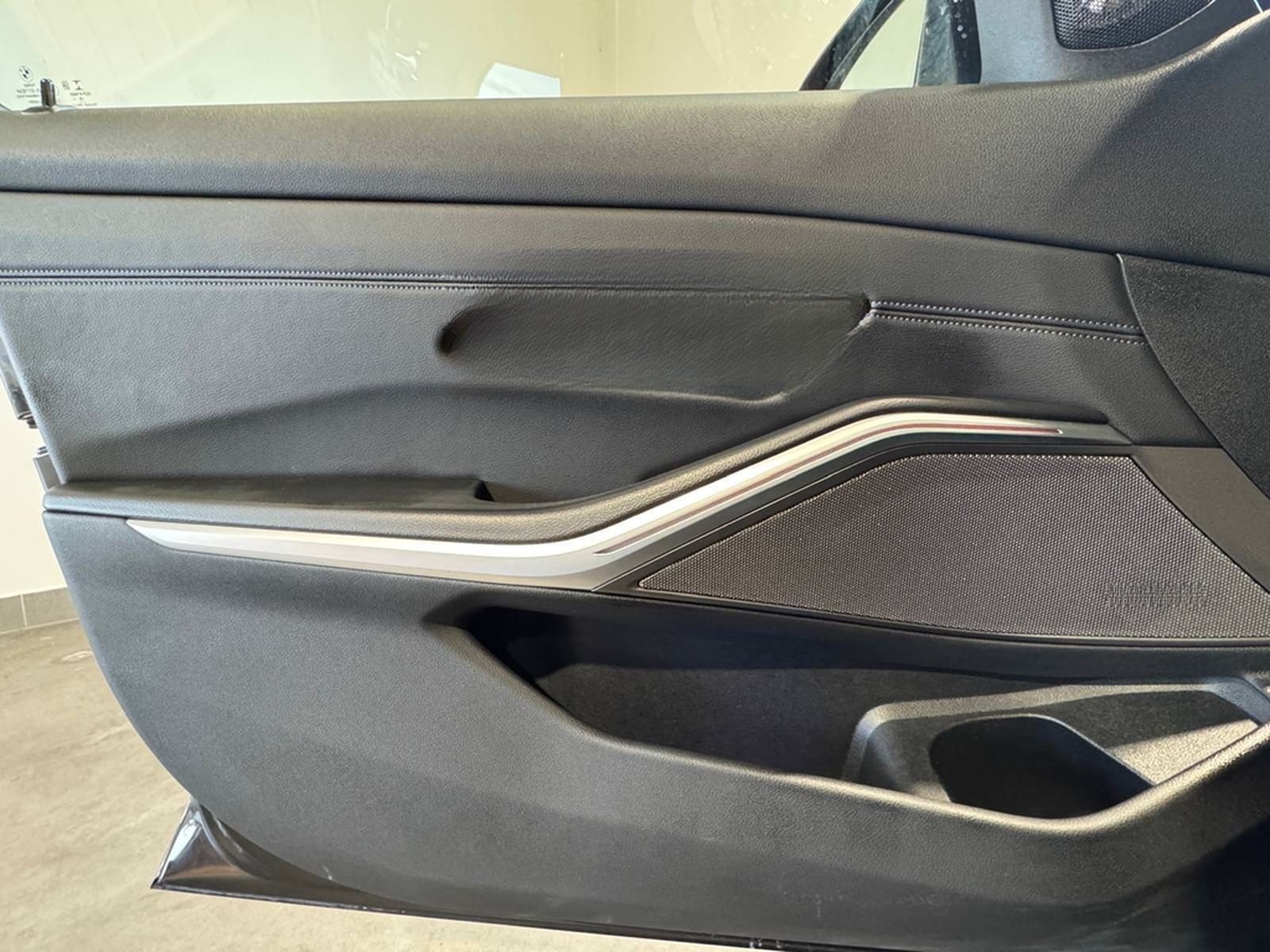 BMW 330 d xDrive M Sport LEDER+NAVI+KAMERA+HARMANCAR foto 32