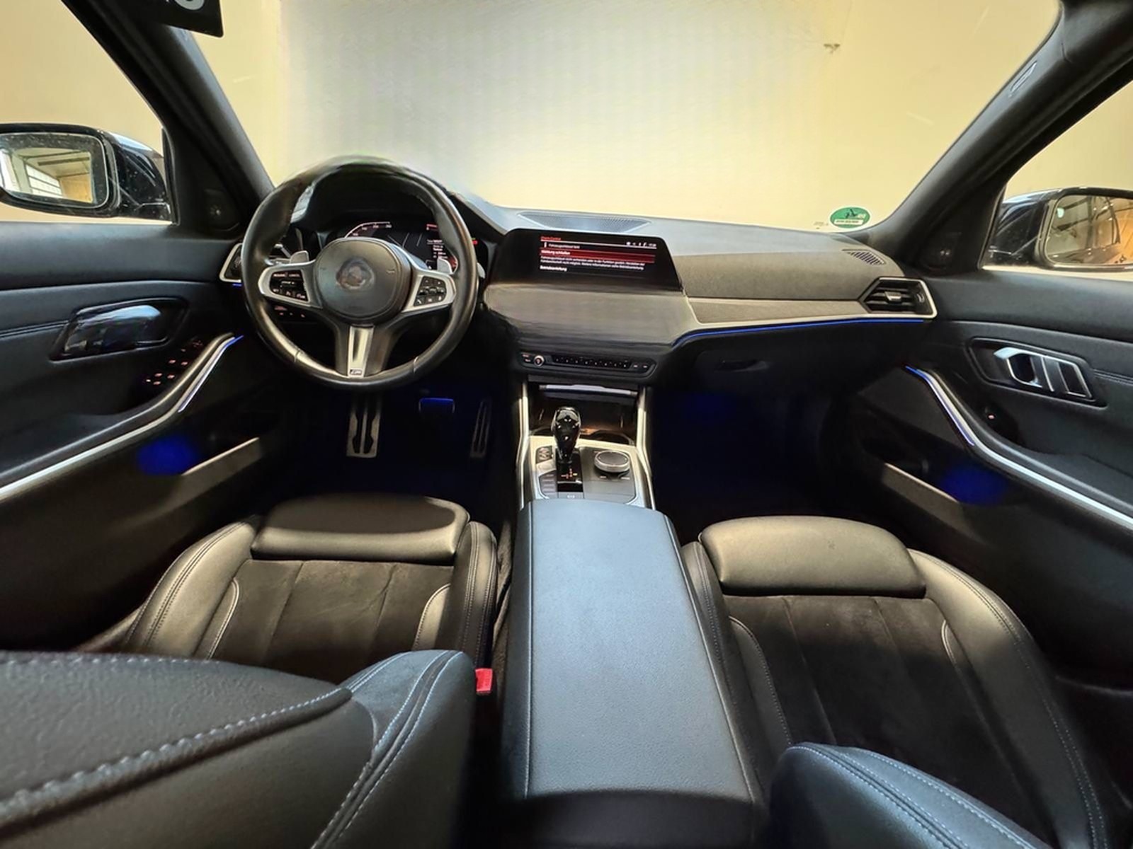 BMW 330 d xDrive M Sport LEDER+NAVI+KAMERA+HARMANCAR foto 8