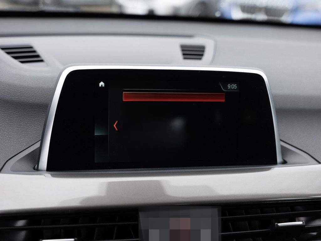 BMW X1 sDrive 18i X-Line LED NAVI SHZ PDC KLIMA foto 18