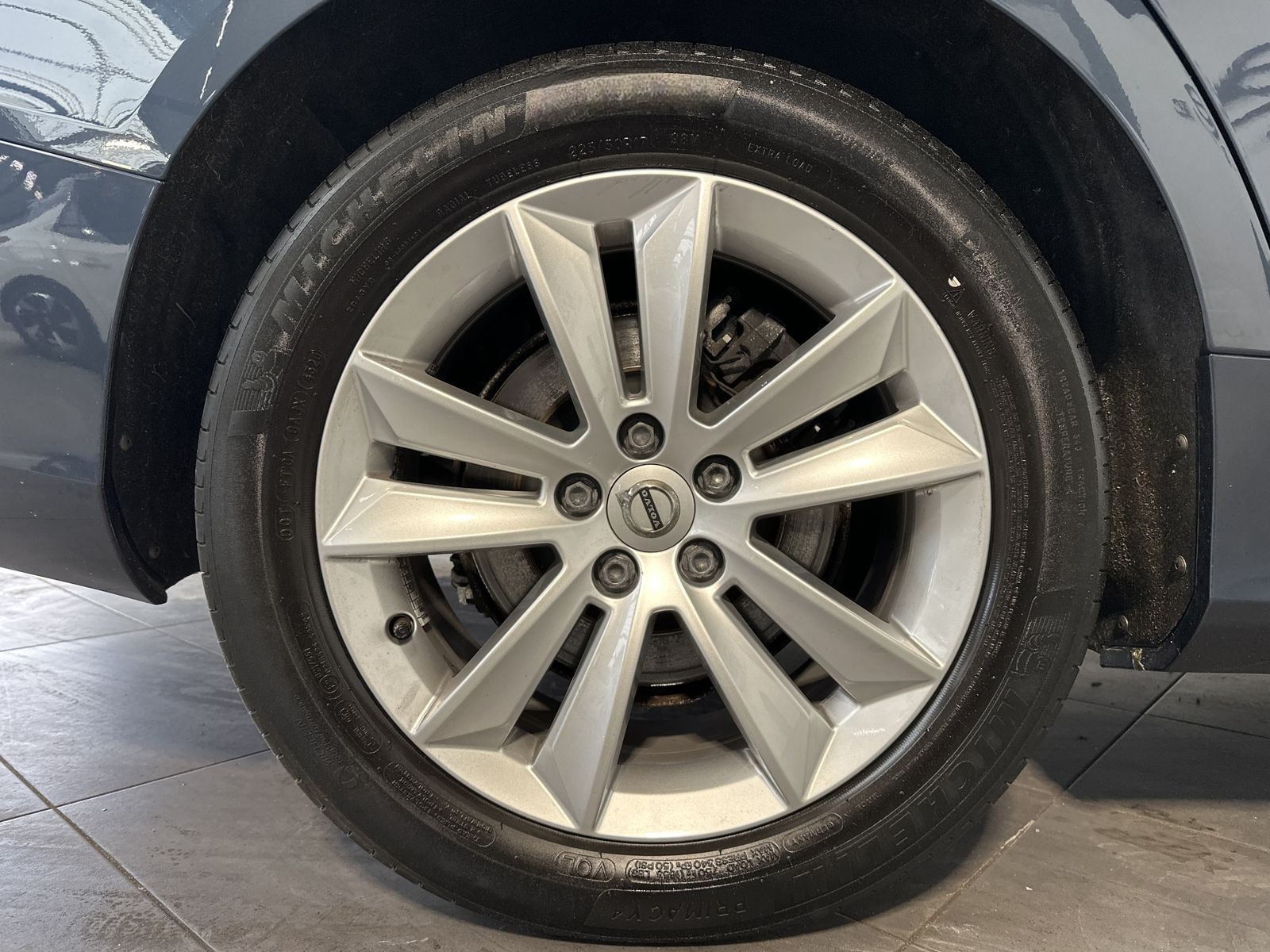 Volvo V60 B4 Momentum Pro NAV+LED+SHZ+KAM+DIGDISP+SH foto 3