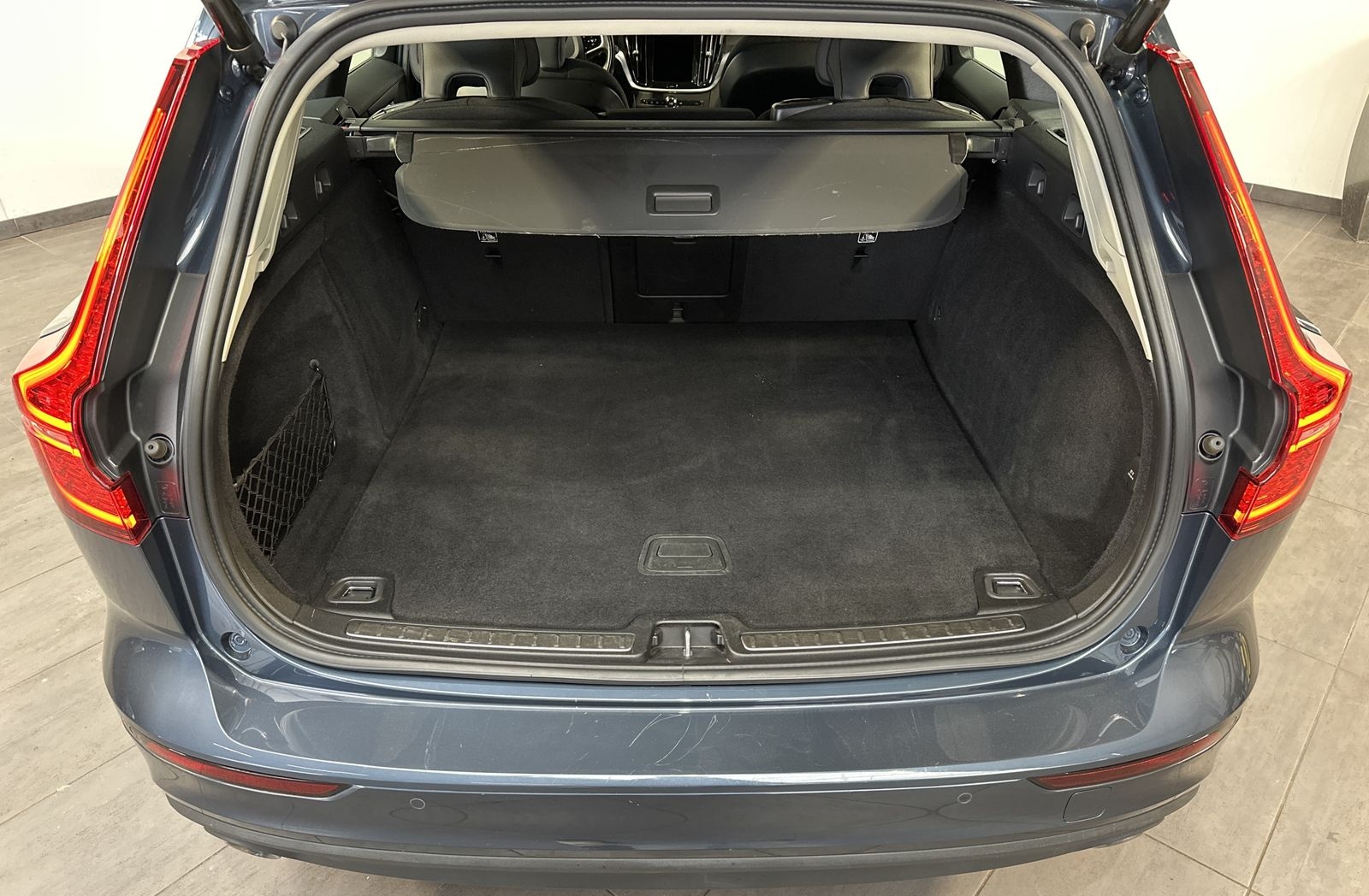 Volvo V60 B4 Momentum Pro NAV+LED+SHZ+KAM+DIGDISP+SH foto 6