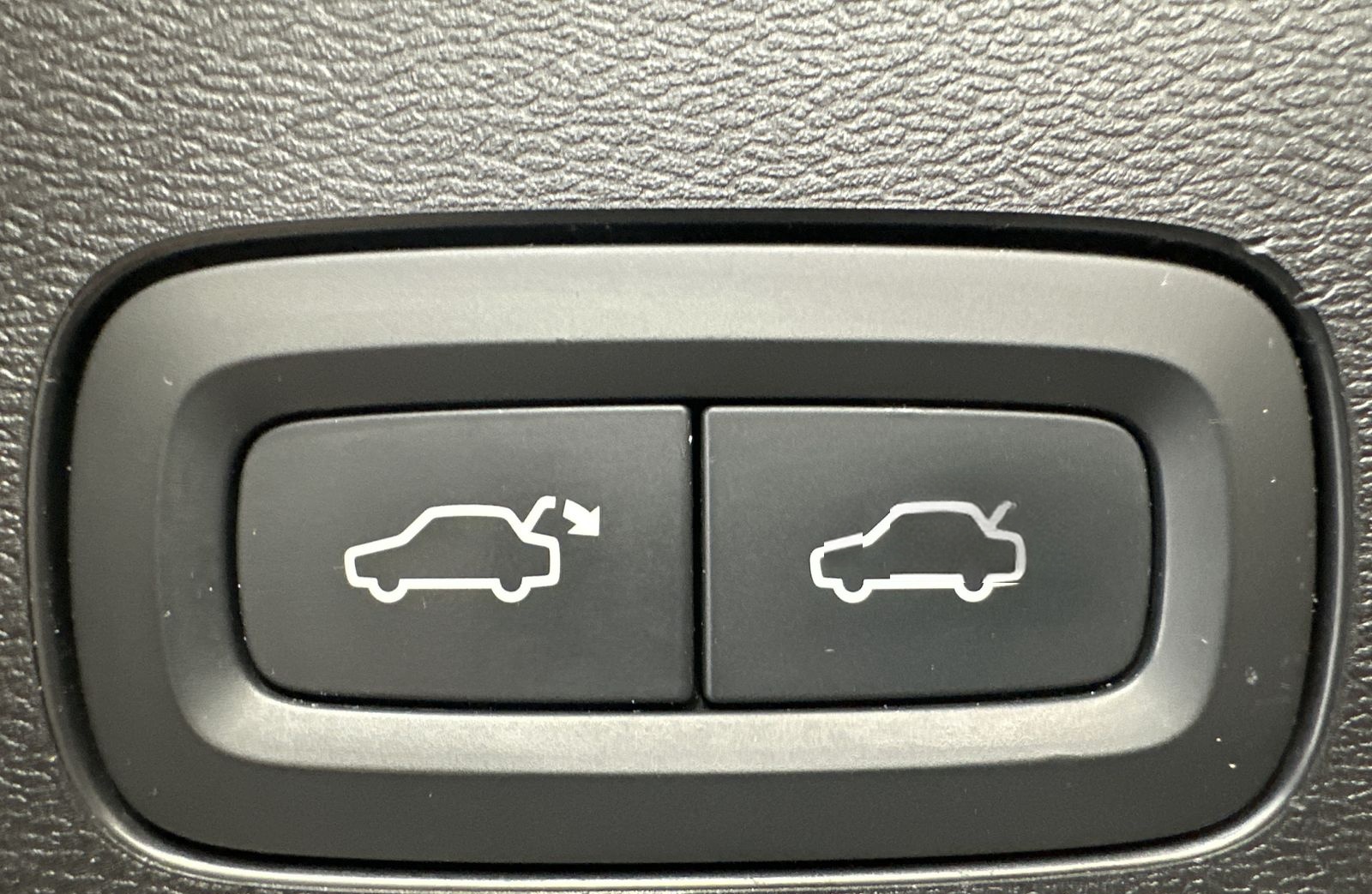 Volvo V60 B4 Momentum Pro NAV+LED+SHZ+KAM+DIGDISP+SH foto 7