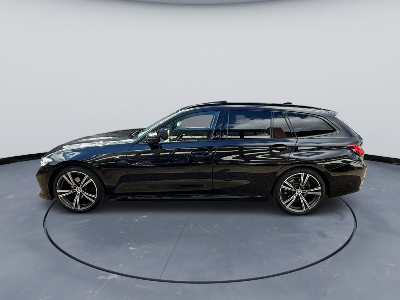 BMW 320d Touring M Sport* Pano*Keyless*Widescreen* foto 4