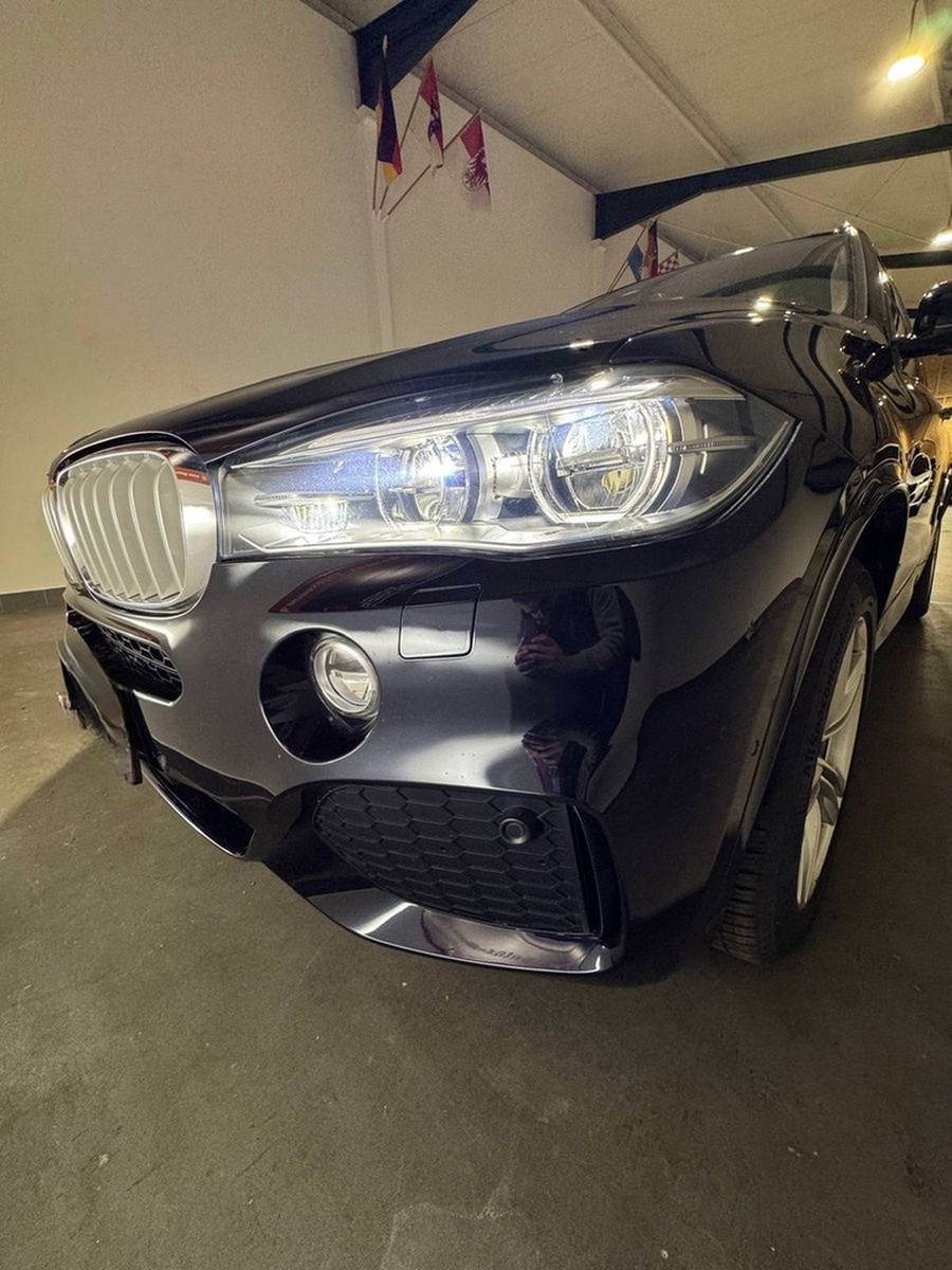 BMW X5 xDrive 40d M-PAKET AHK+HUD+PANO+KAMERA foto 16