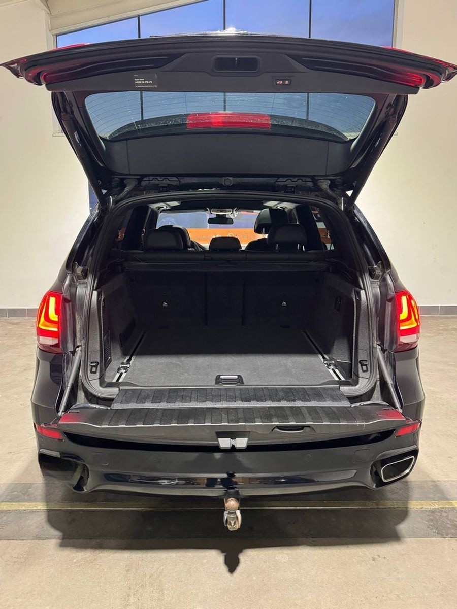 BMW X5 xDrive 40d M-PAKET AHK+HUD+PANO+KAMERA foto 27
