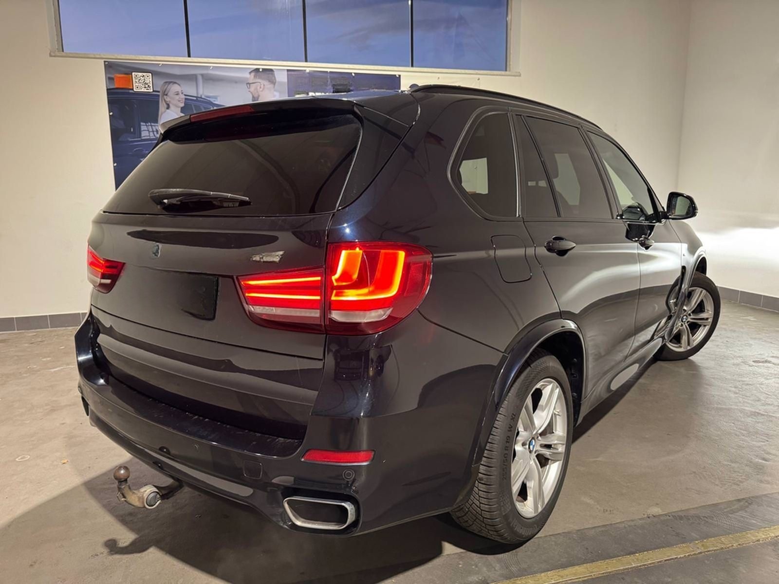 BMW X5 xDrive 40d M-PAKET AHK+HUD+PANO+KAMERA foto 4