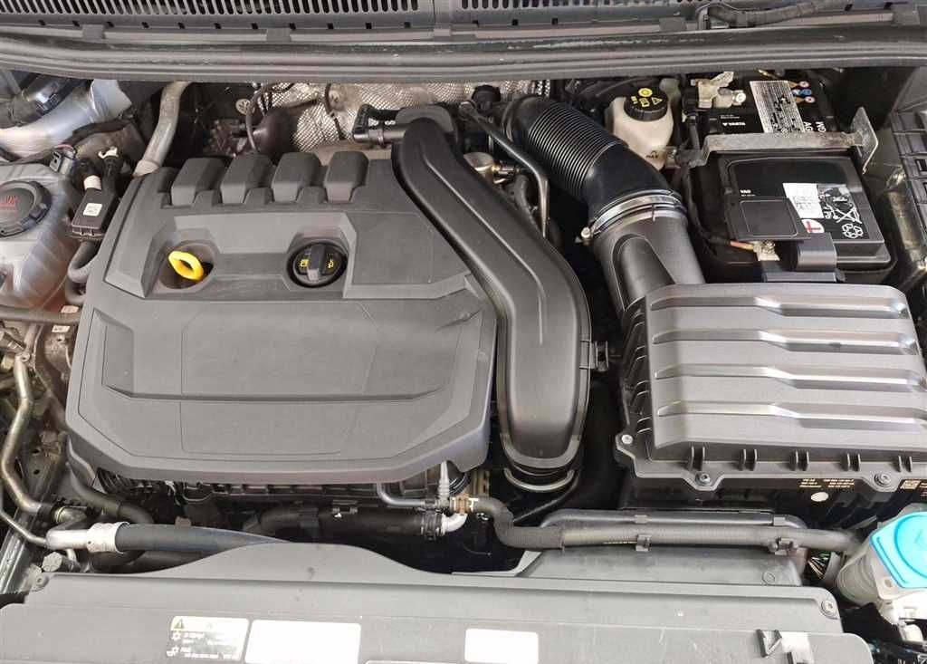 Volkswagen Caddy Kombi 1.5 TSI  Navi LED AHK foto 24