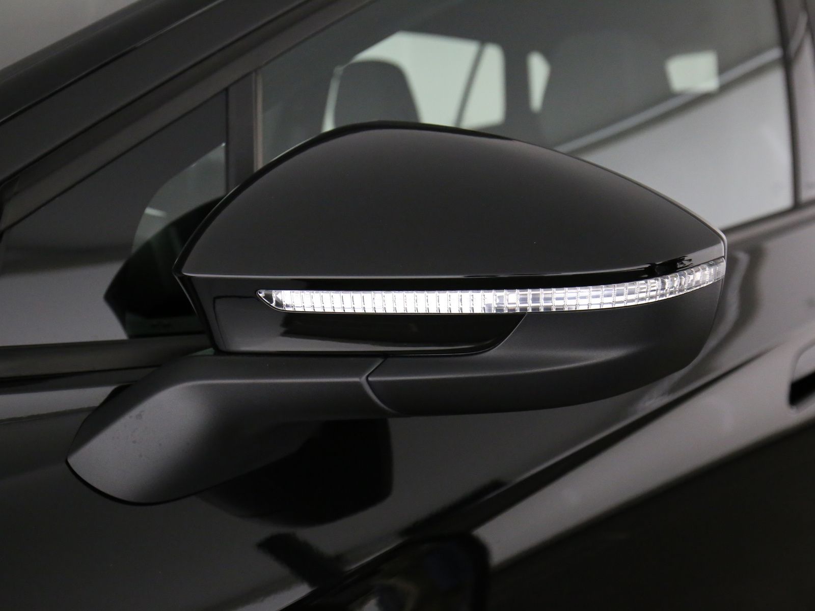 Volkswagen ID.4 Pure 125 kW Pure Performance  LED Navi ACC  foto 21