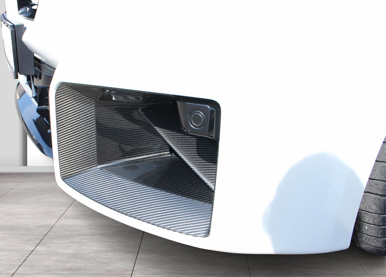 BMW M2 Coupé BASTUCK Auspuffanlage Carbon Lenkradhei foto 7