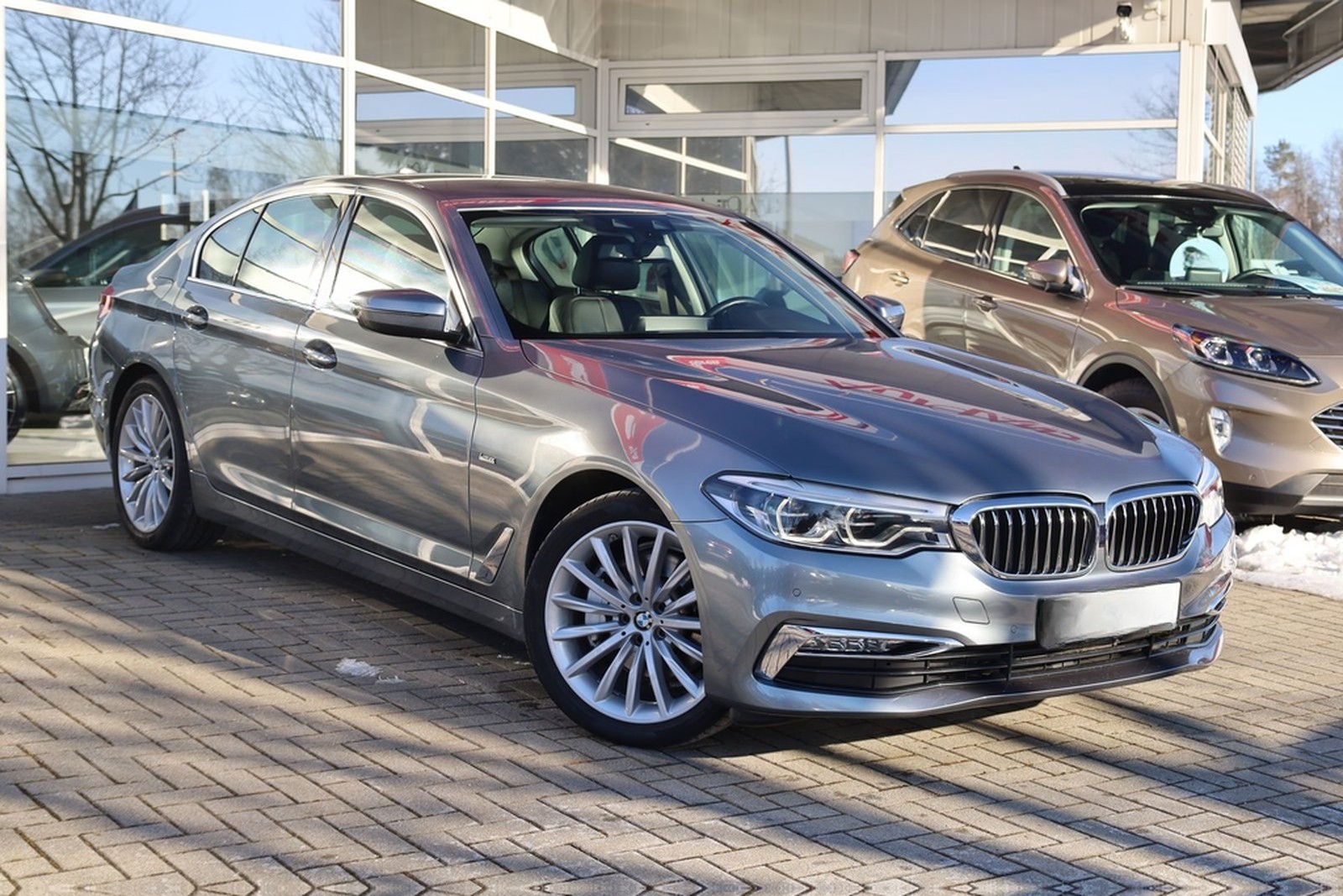 BMW 530i xDrive Luxury Line LED Leder Navi Totwinkel foto 6