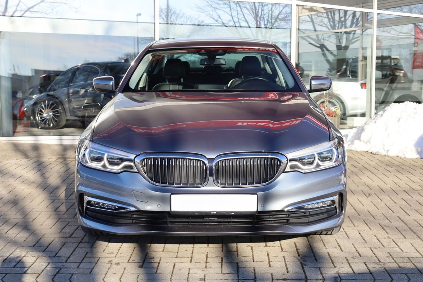 BMW 530i xDrive Luxury Line LED Leder Navi Totwinkel foto 7