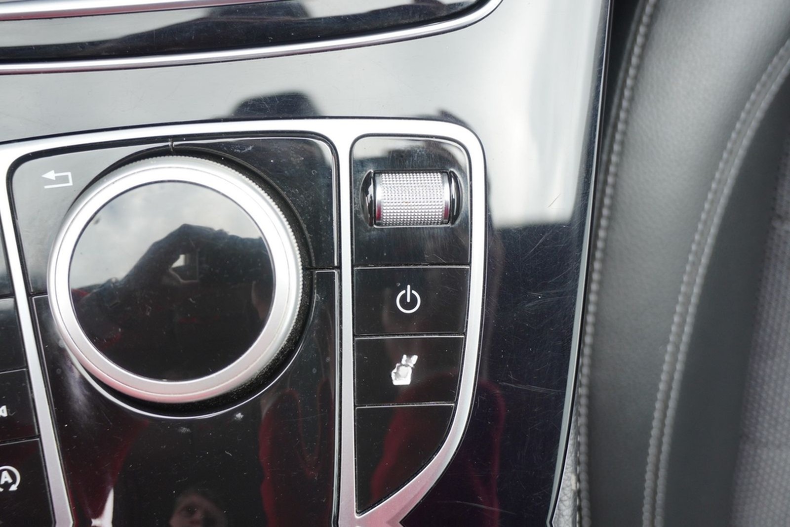 Mercedes-Benz E250 T-Modell Avantgarde LED Navi Burmester AHK foto 37