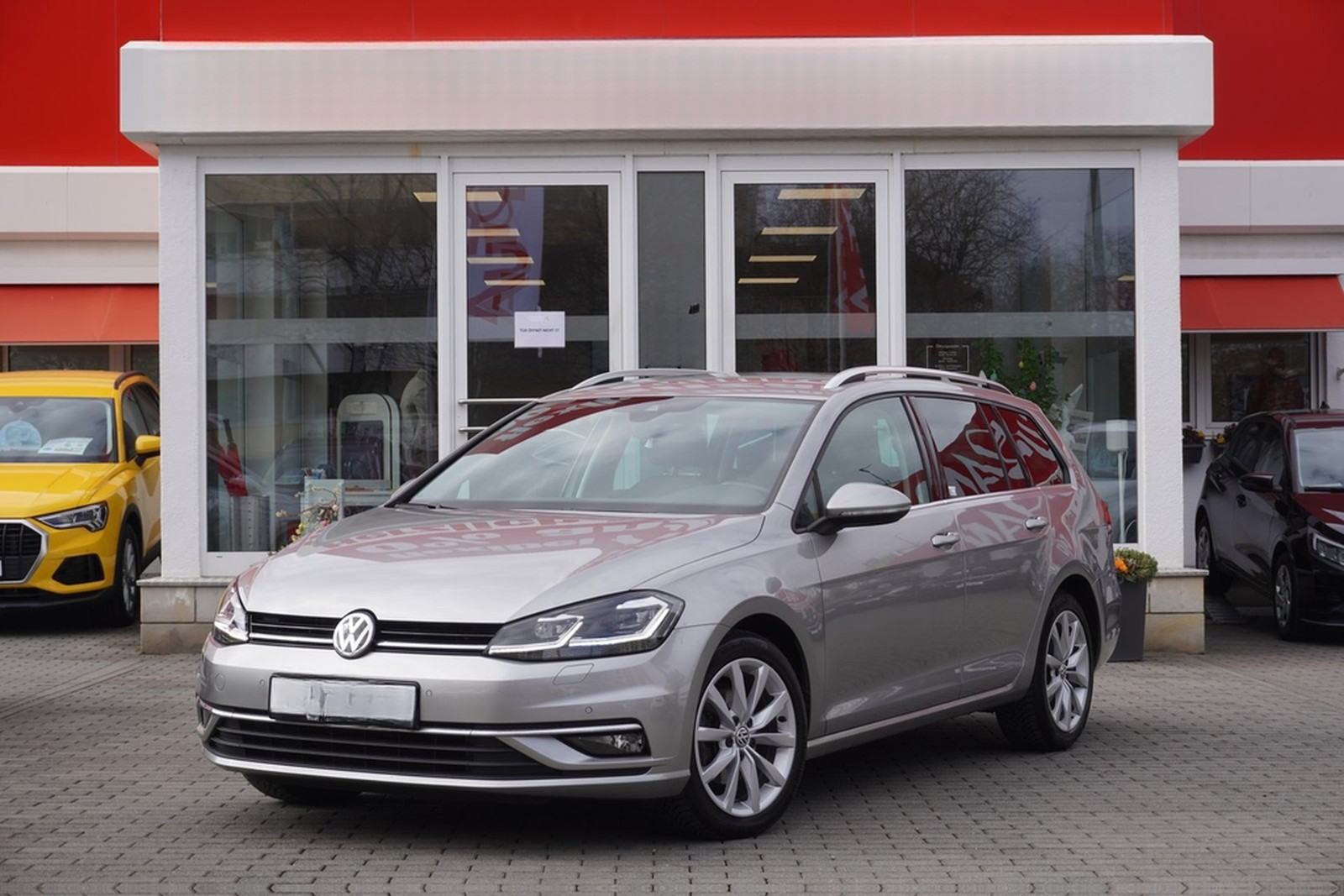 Volkswagen Golf VII Variant 1.5TSI Highline LED AHK Kamera foto 2