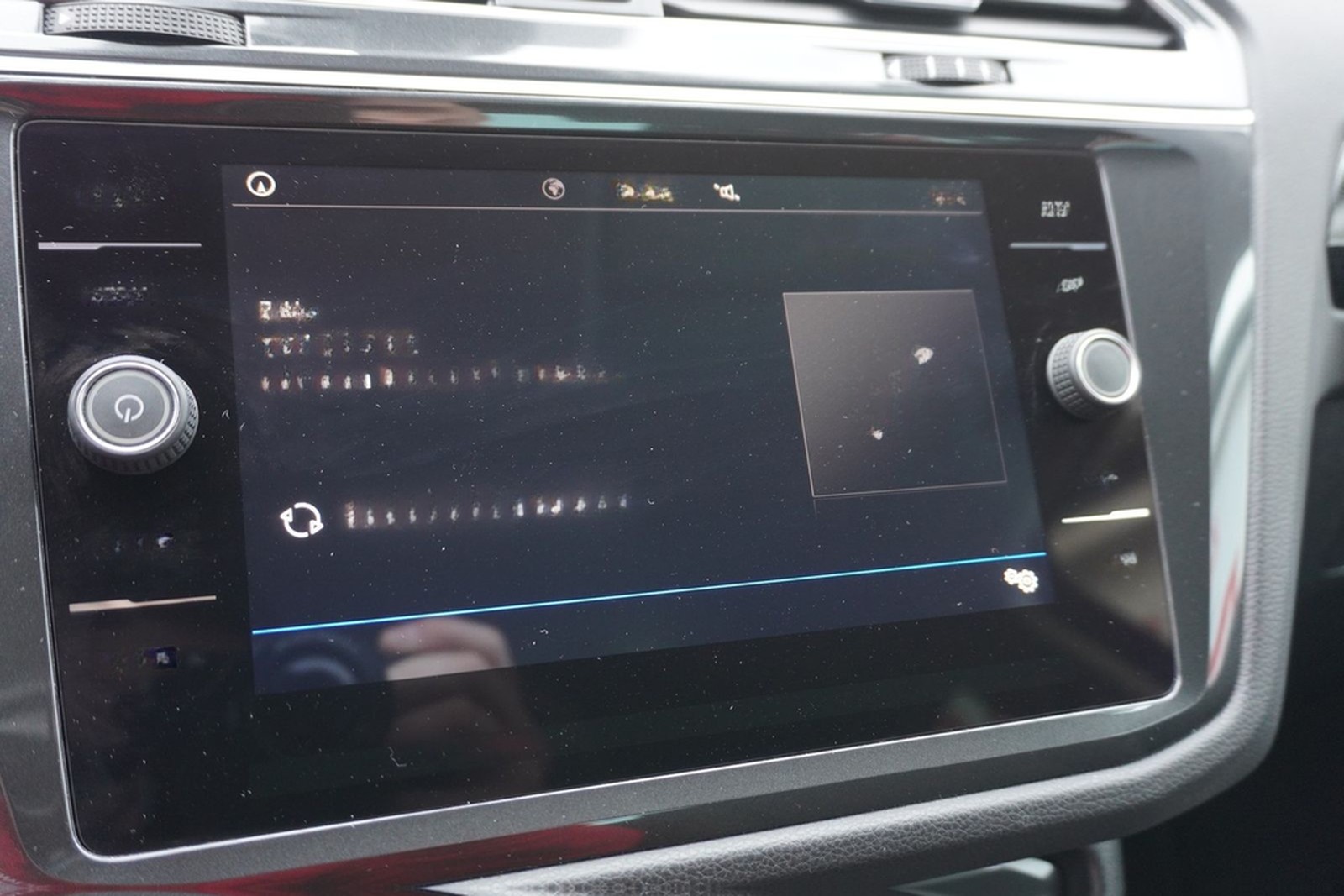 Volkswagen Tiguan 1.4 16V TSI Sound LED Navi ACC App-Connec foto 15