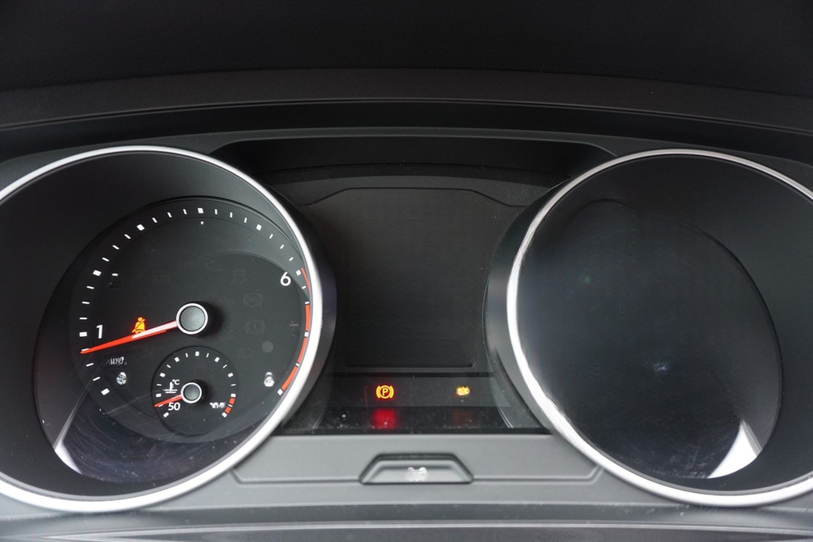 Volkswagen Tiguan 1.4 16V TSI Sound LED Navi ACC App-Connec foto 33