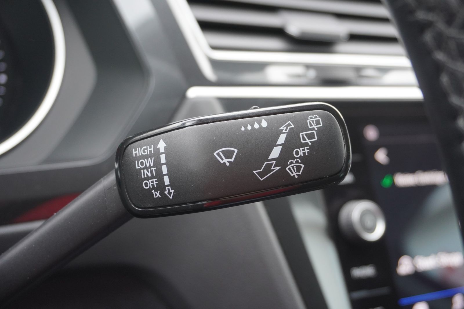 Volkswagen Tiguan 1.4 16V TSI Sound LED Navi ACC App-Connec foto 36