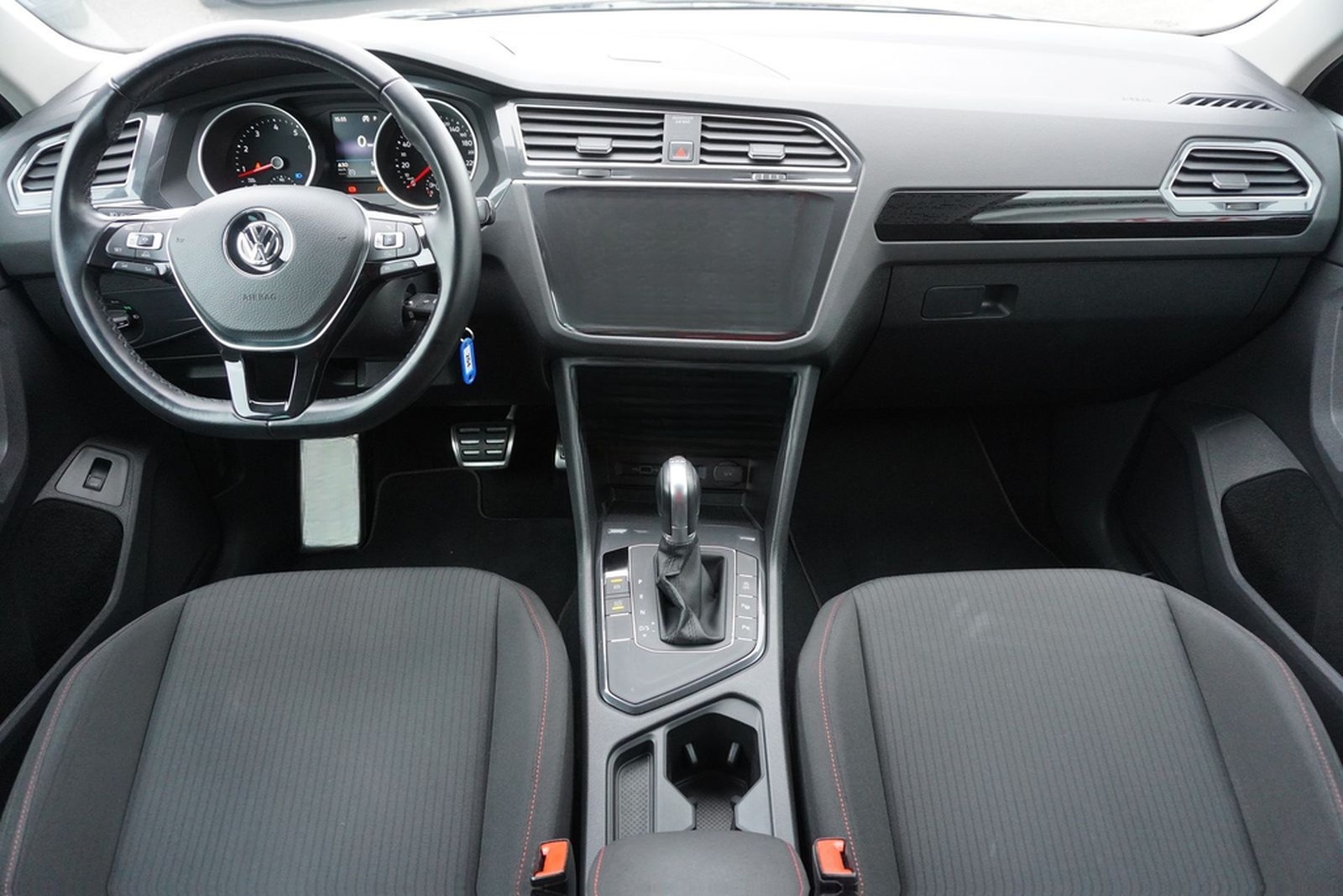 Volkswagen Tiguan 1.4 16V TSI Sound LED Navi ACC App-Connec foto 10