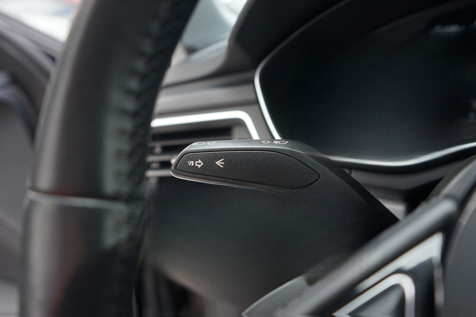 Audi A4 Avant 1.4 TFSI basis LED Tempomat Sitzheizung foto 20